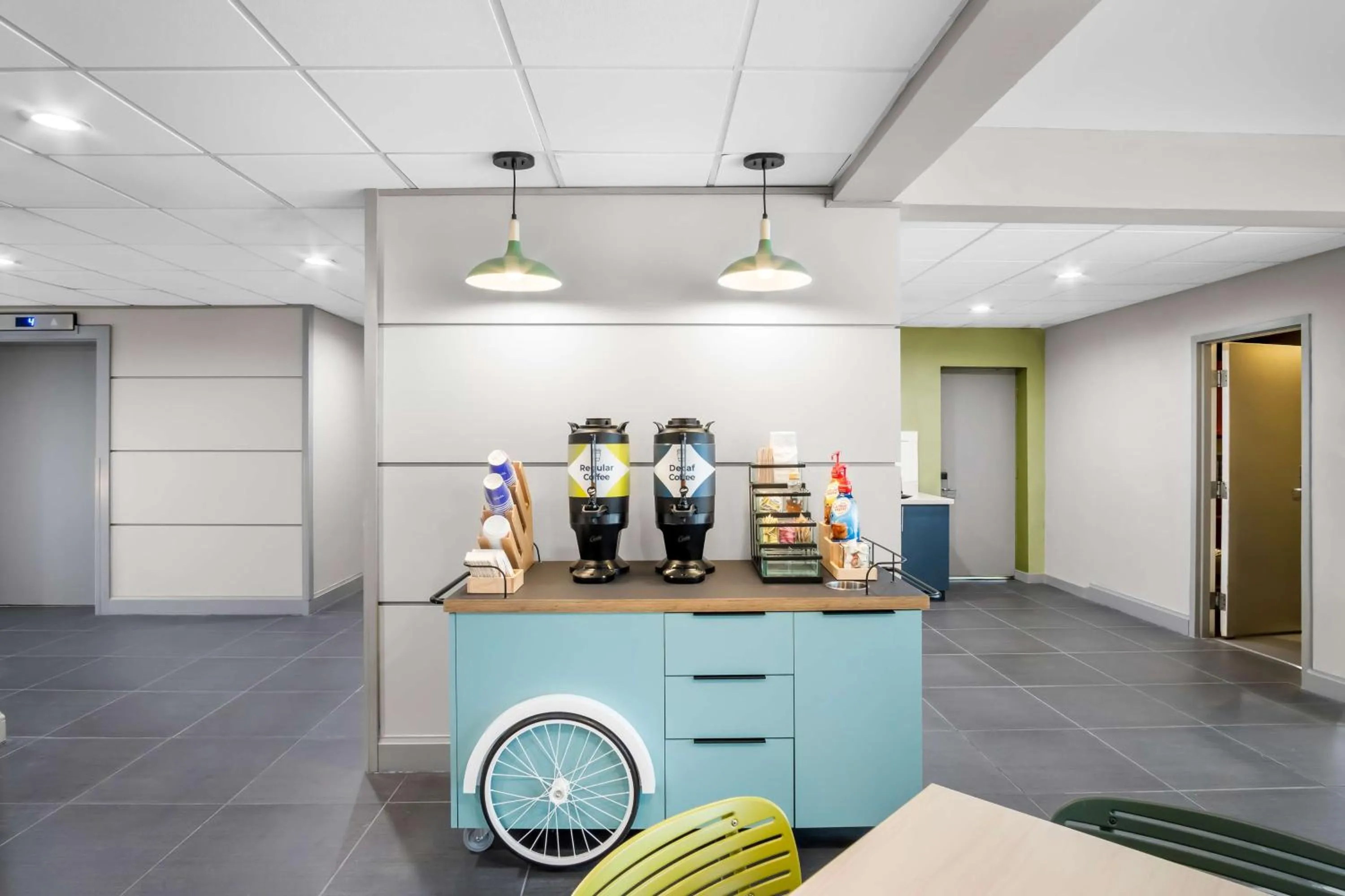 Restaurant/places to eat in Wingate by Wyndham Richardson