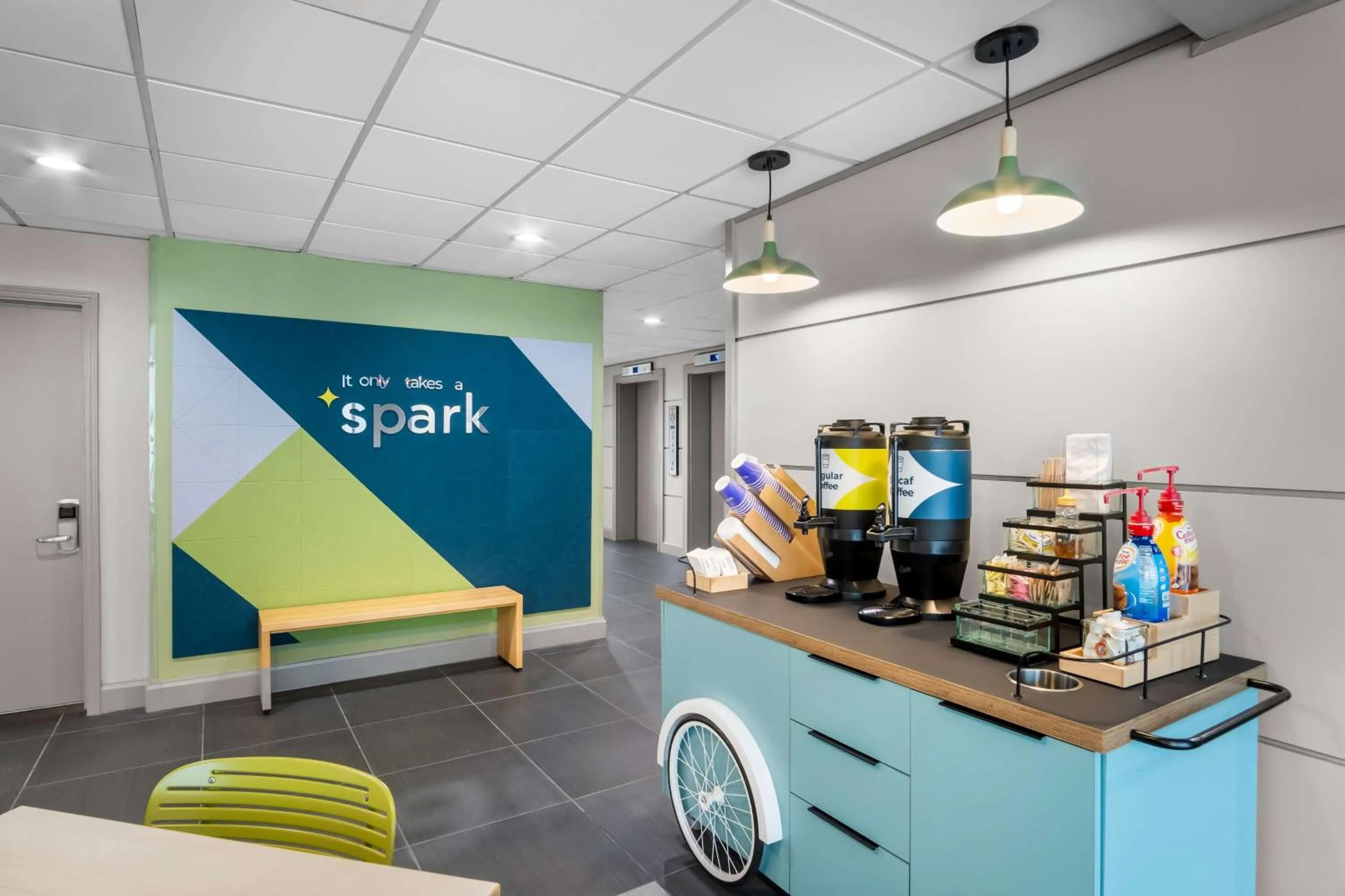 Restaurant/places to eat in Wingate by Wyndham Richardson