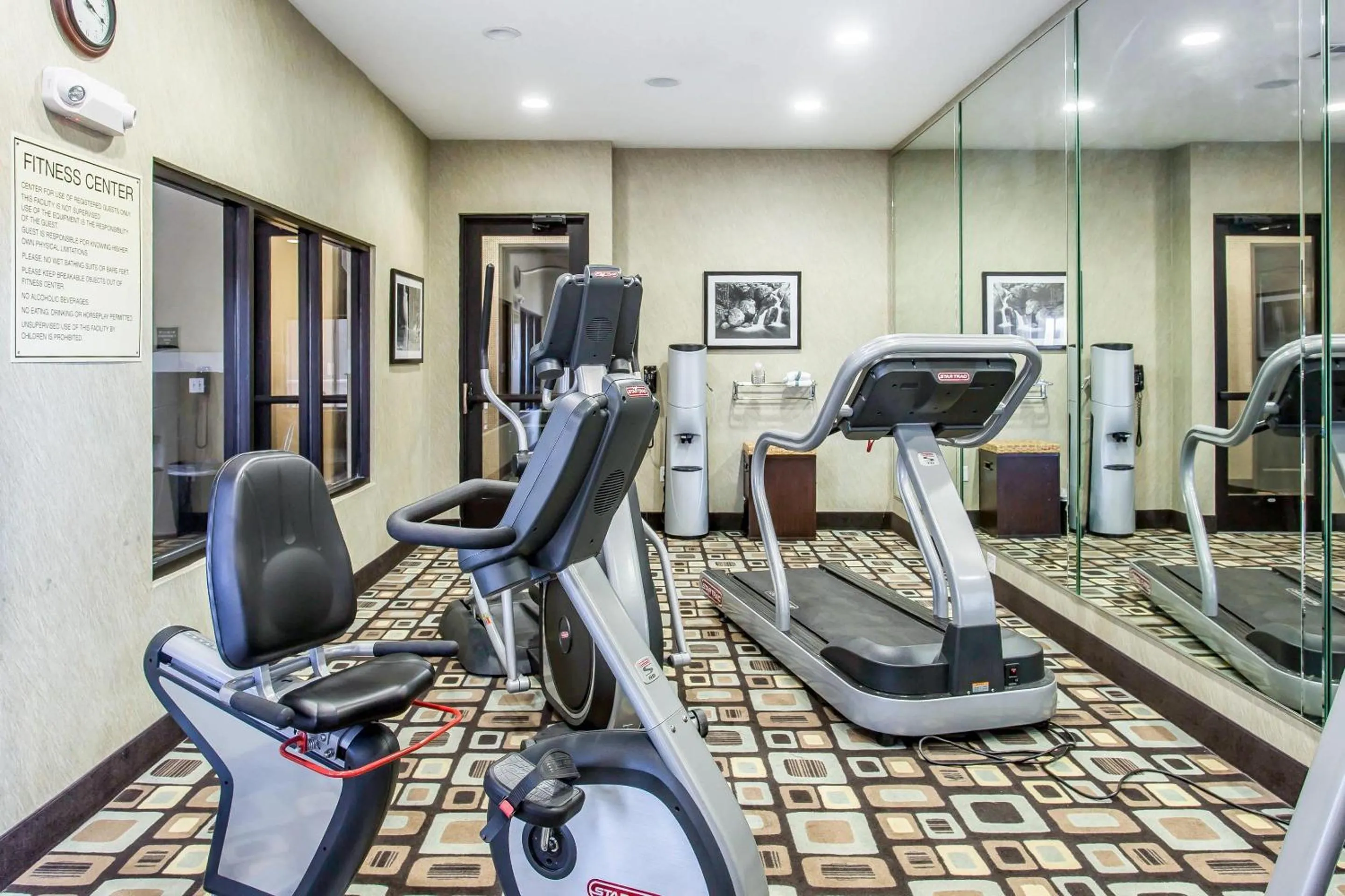 Fitness centre/facilities in Sleep Inn & Suites West Medical Center