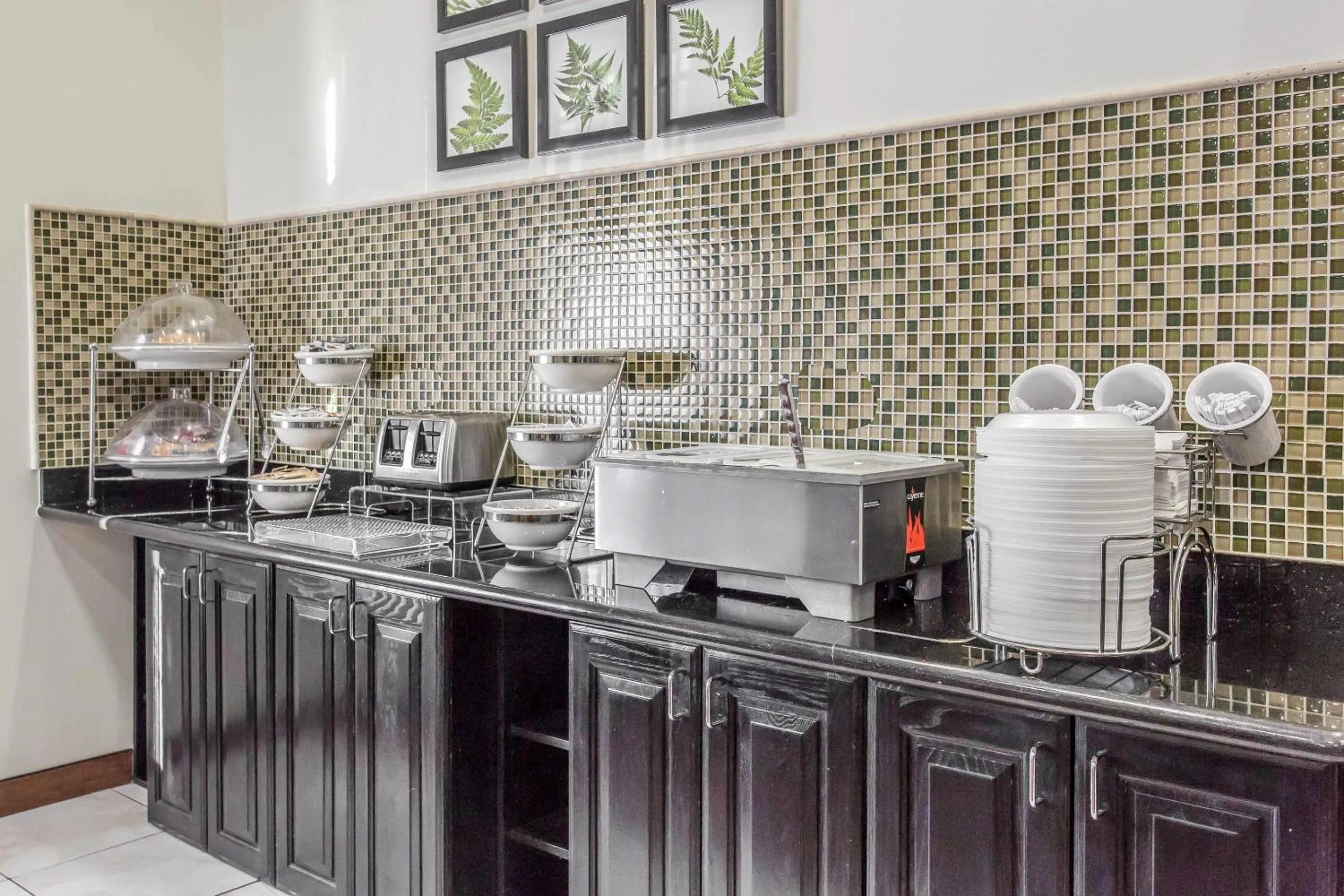 Breakfast in Sleep Inn & Suites West Medical Center