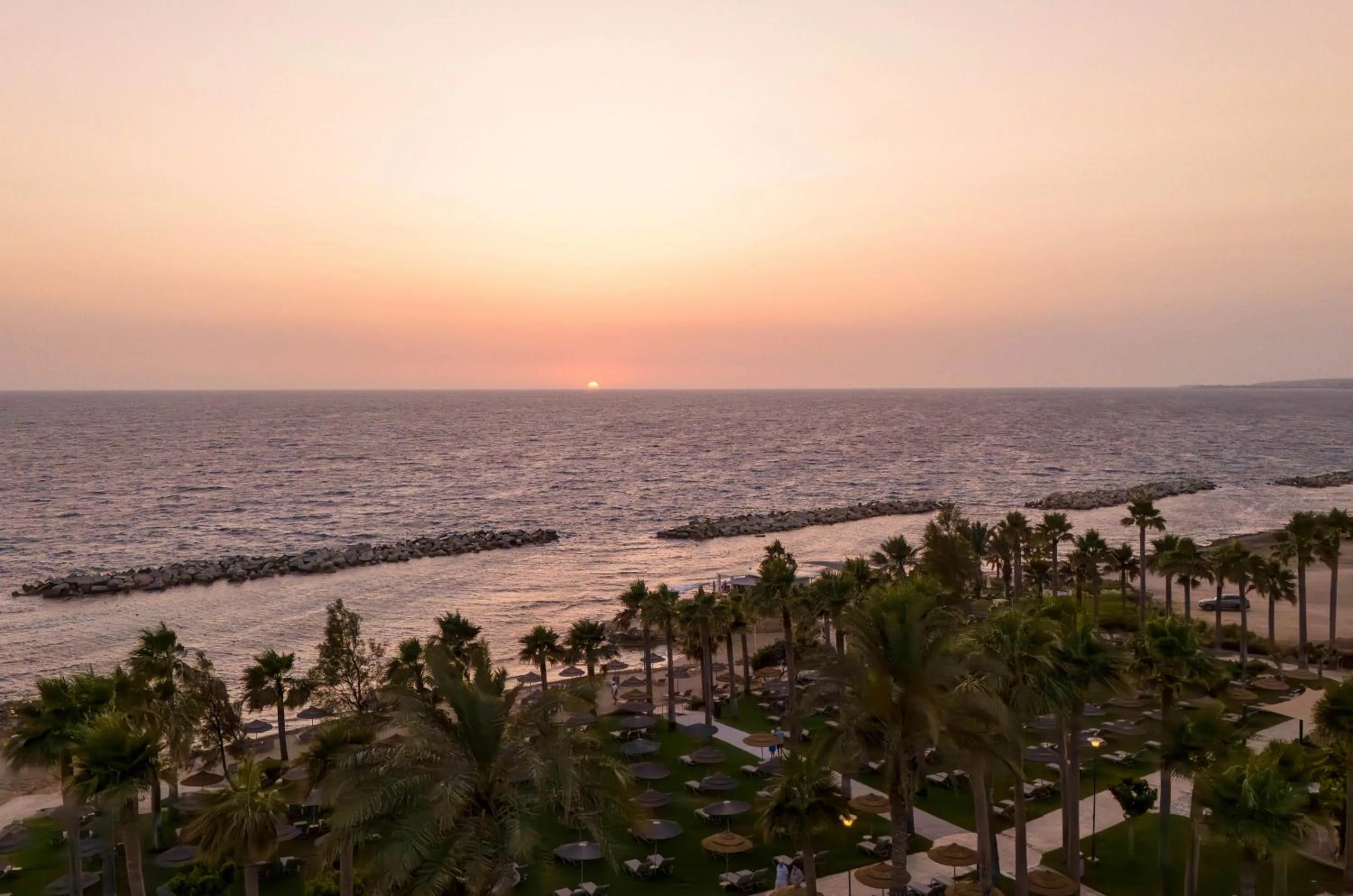 Sunset in St George Beach Hotel & Spa Resort