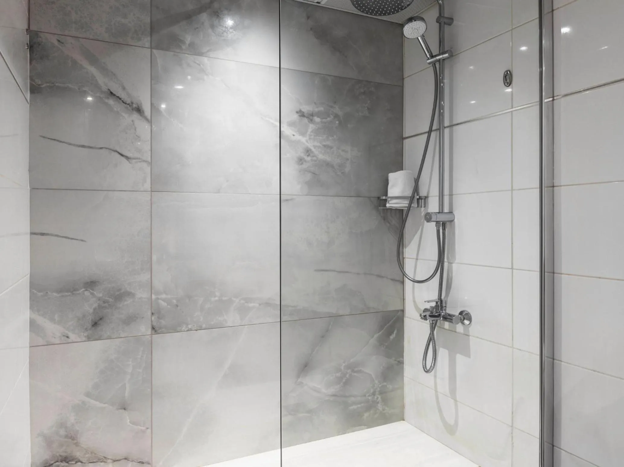 Bathroom in St George Beach Hotel & Spa Resort