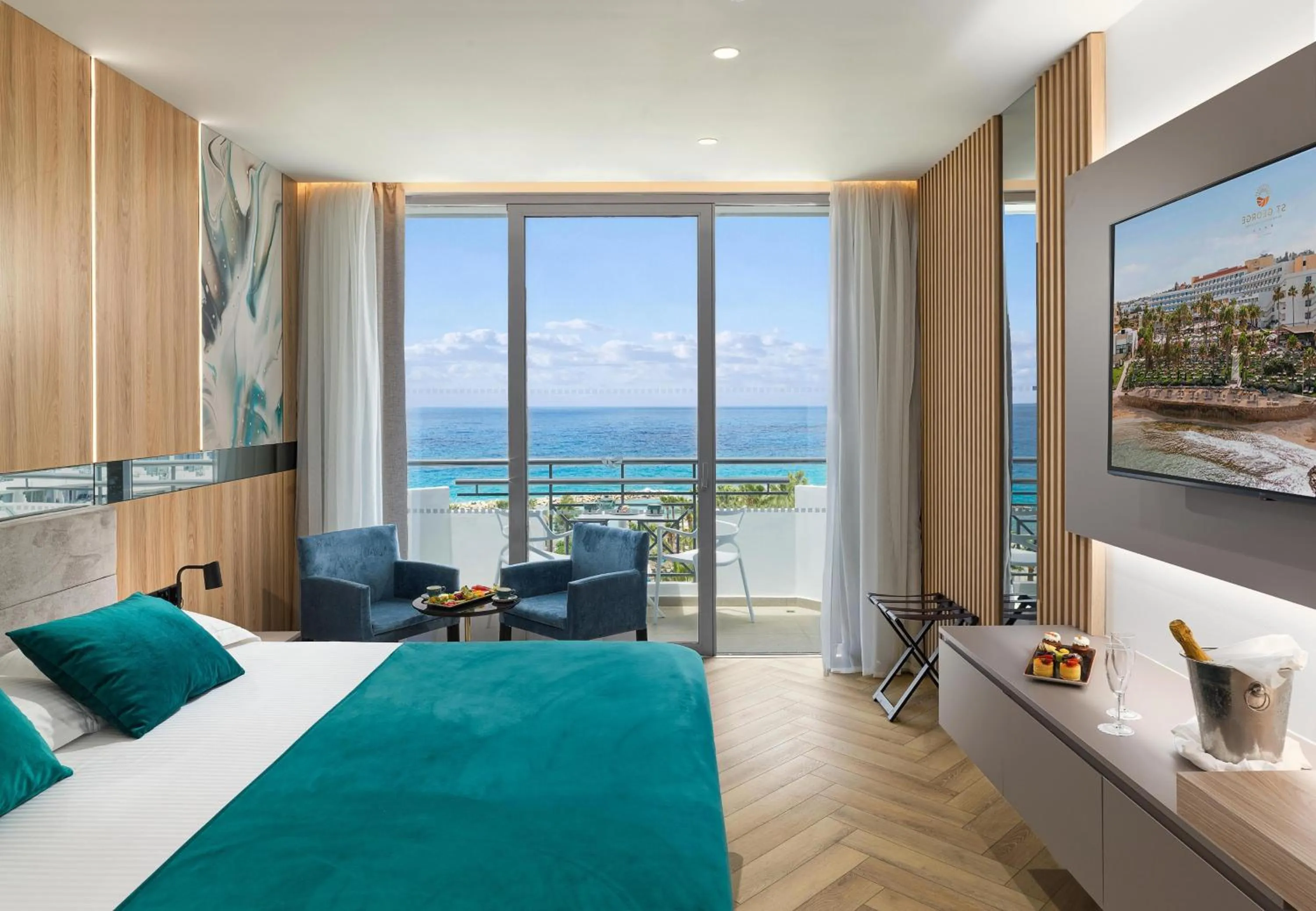 Bedroom, Bed in St George Beach Hotel & Spa Resort