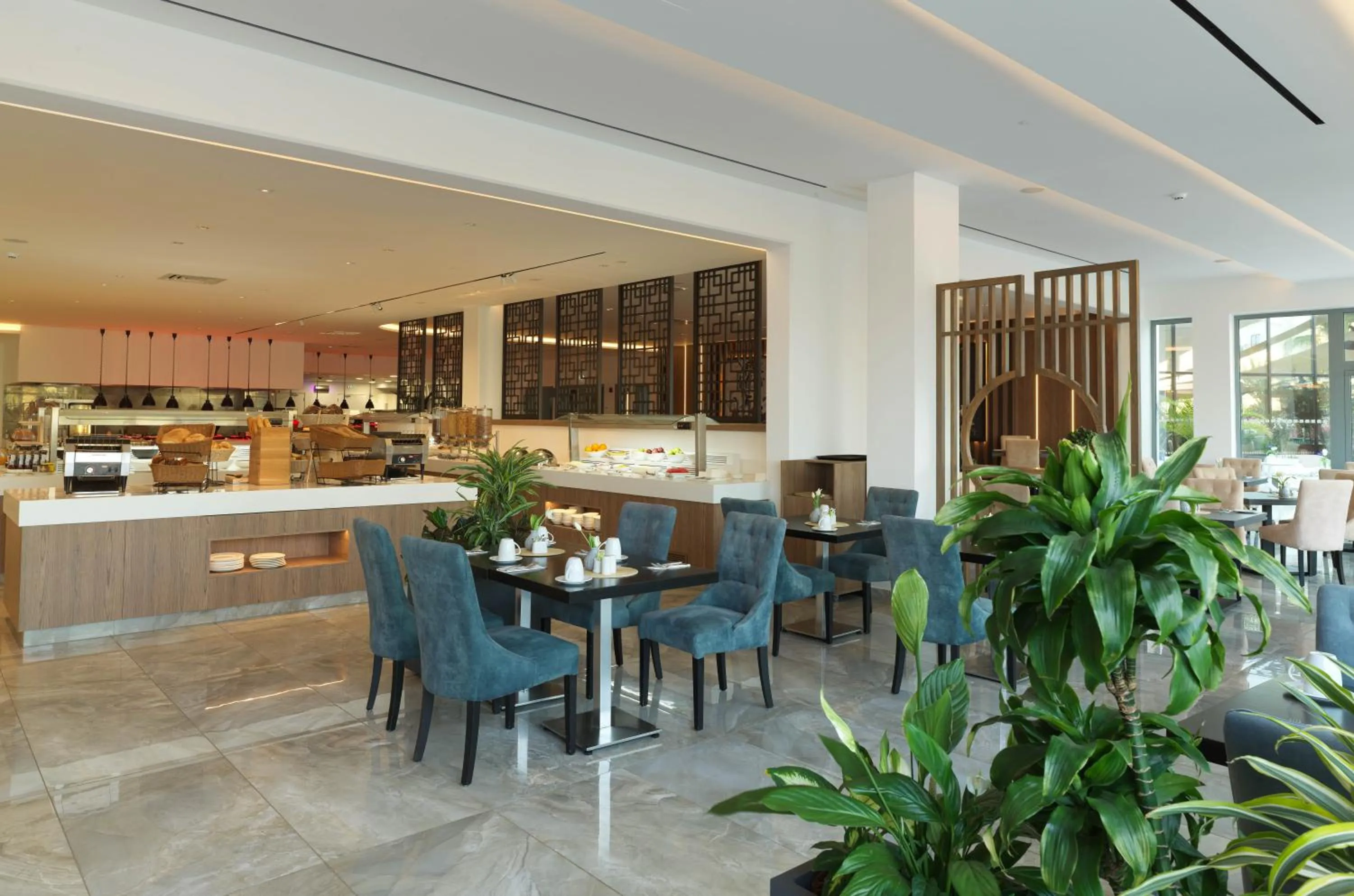 Restaurant/places to eat in St George Beach Hotel & Spa Resort