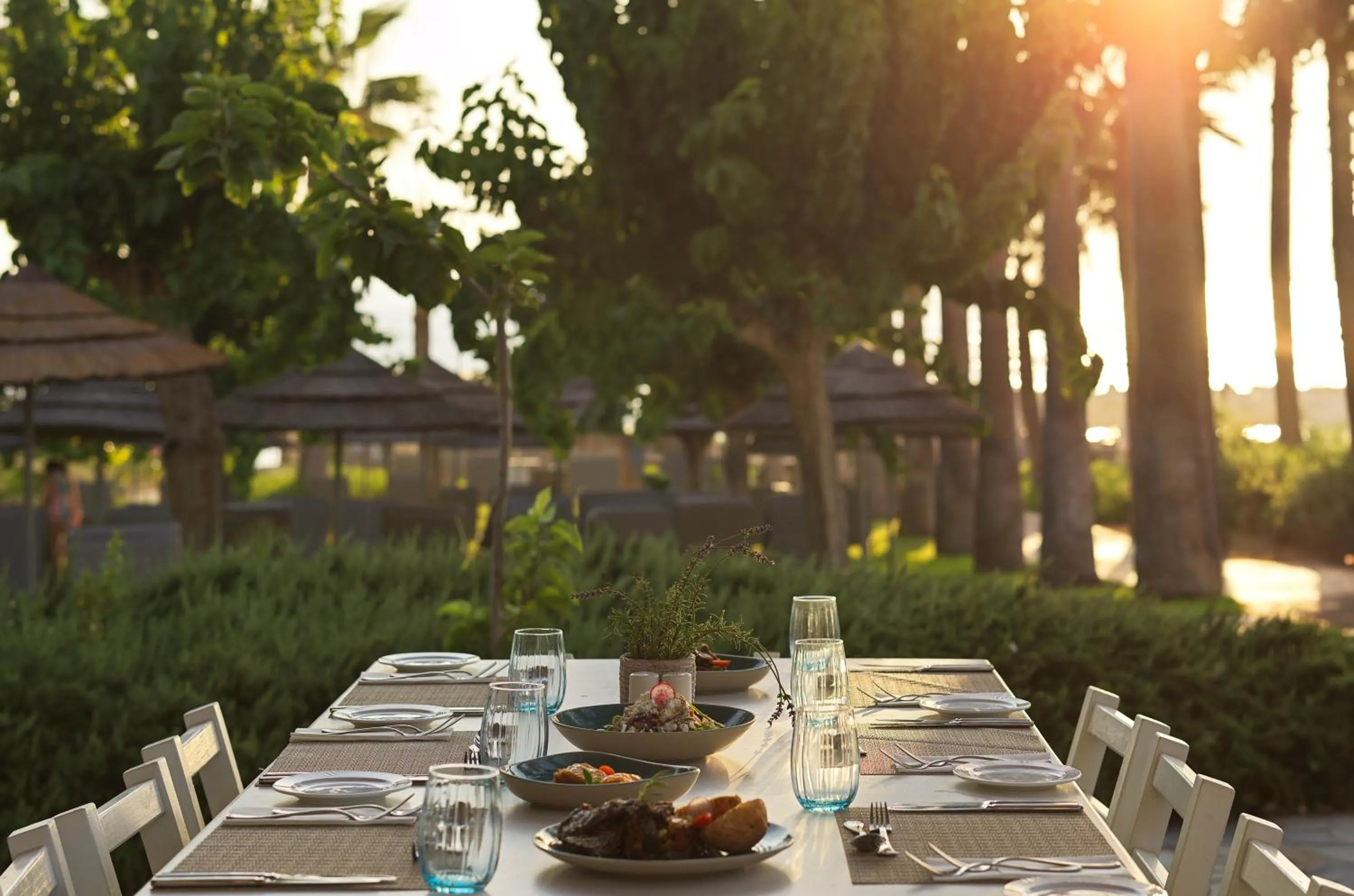 Restaurant/places to eat in St George Beach Hotel & Spa Resort