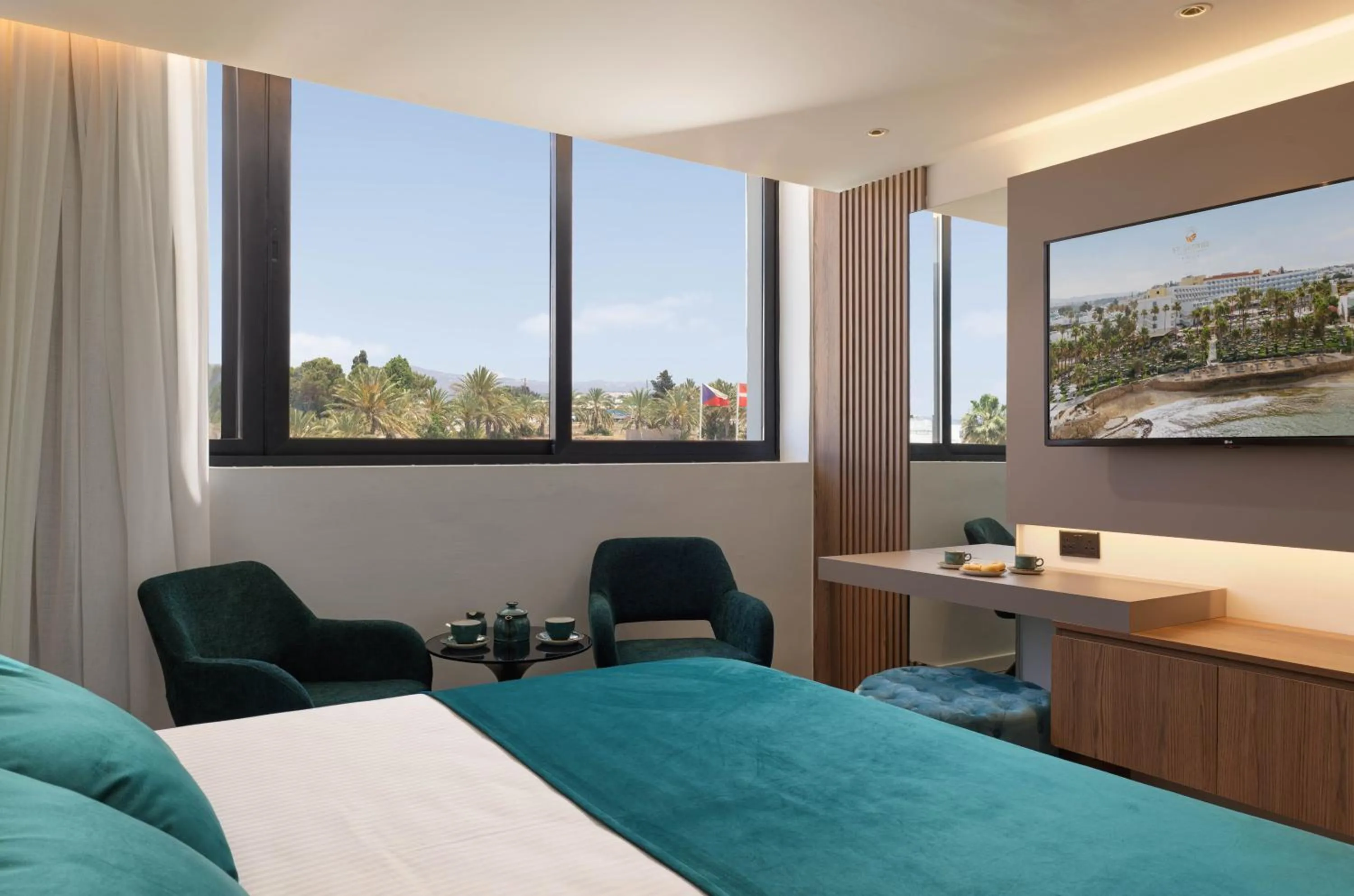 Bedroom, Bed in St George Beach Hotel & Spa Resort