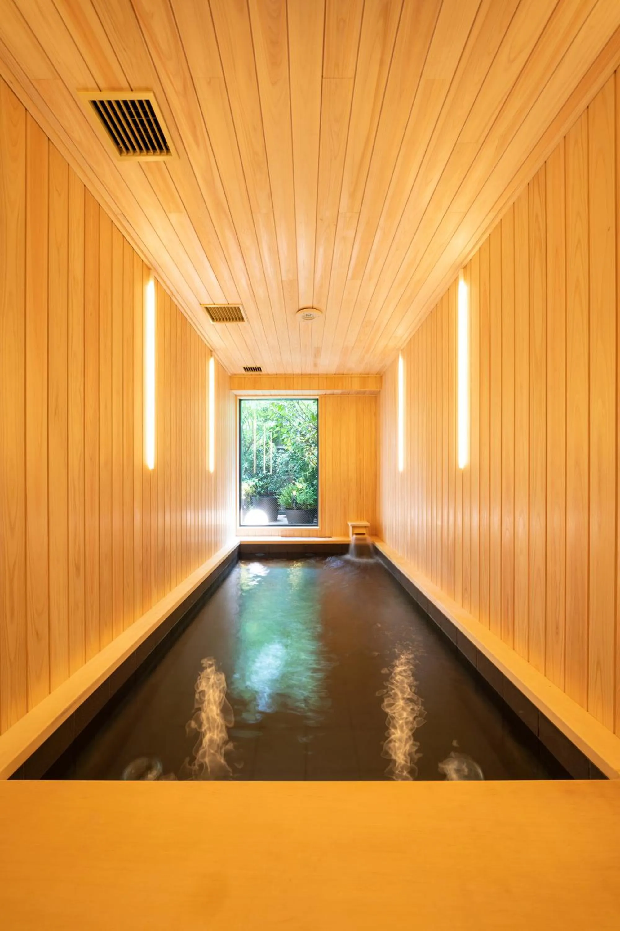 Public Bath in CAFE/MINIMAL HOTEL OUR OUR