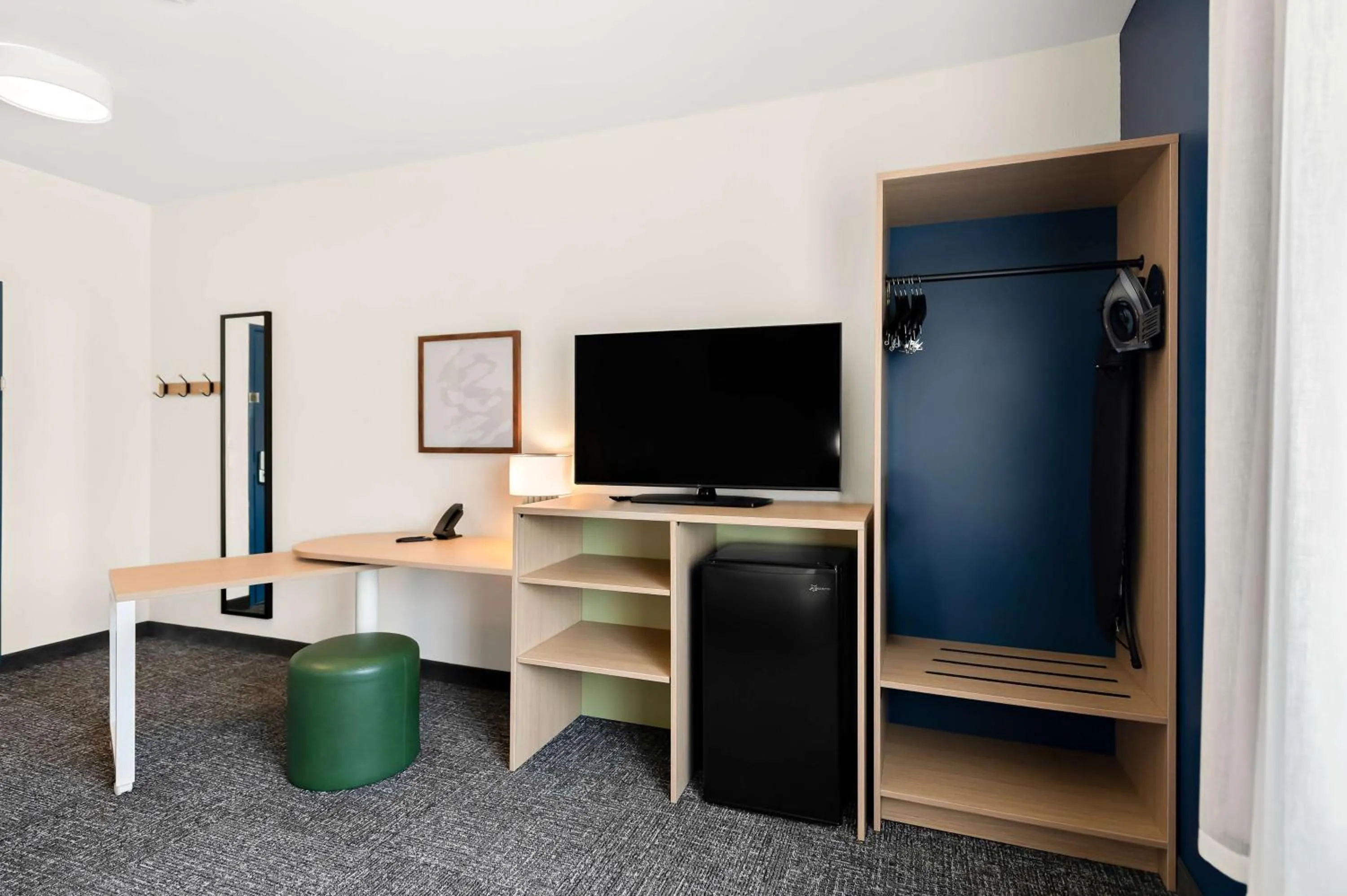 Bedroom in Hawthorn Suites by Wyndham Longview