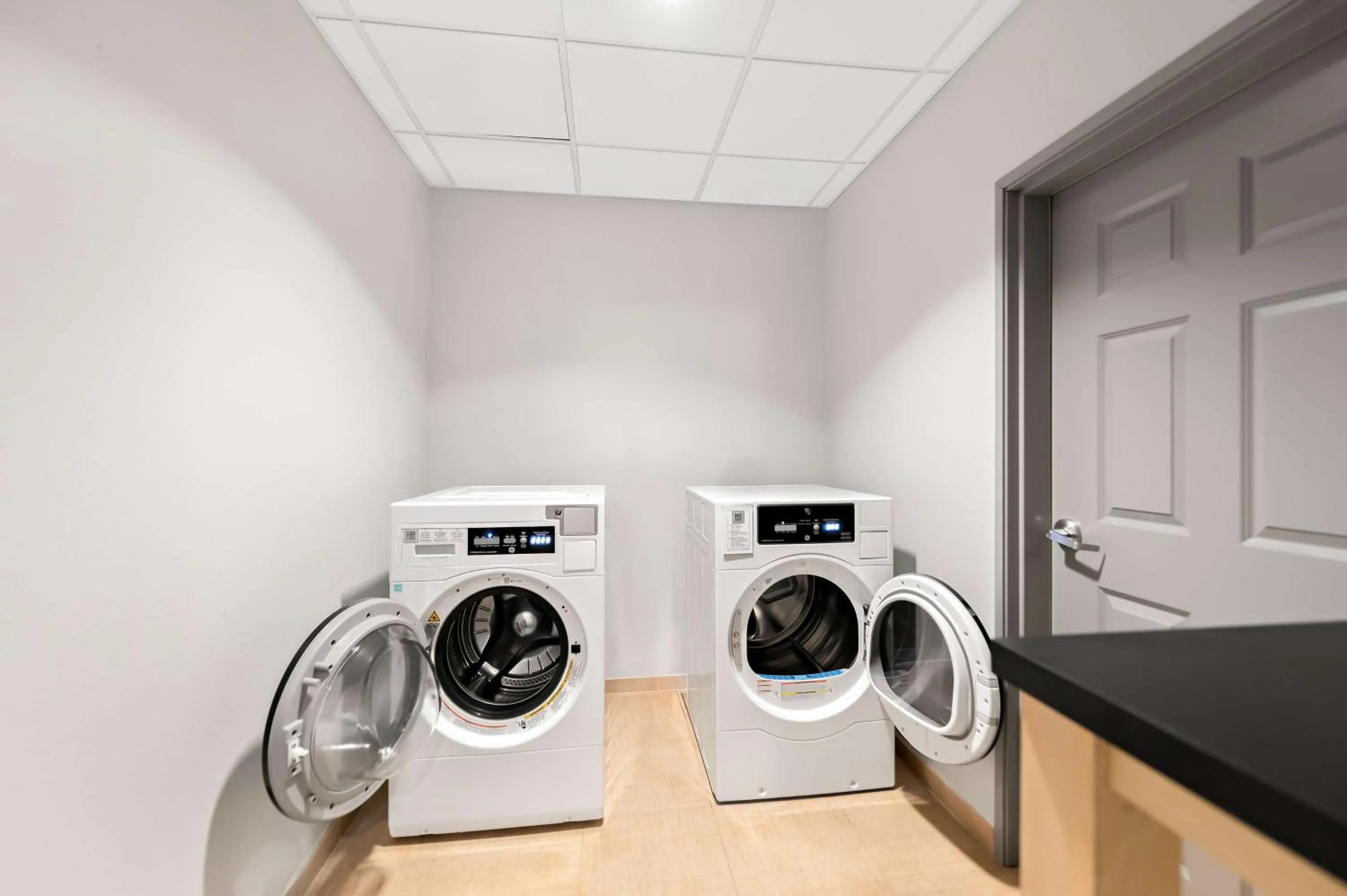 laundry in Hawthorn Suites by Wyndham Longview