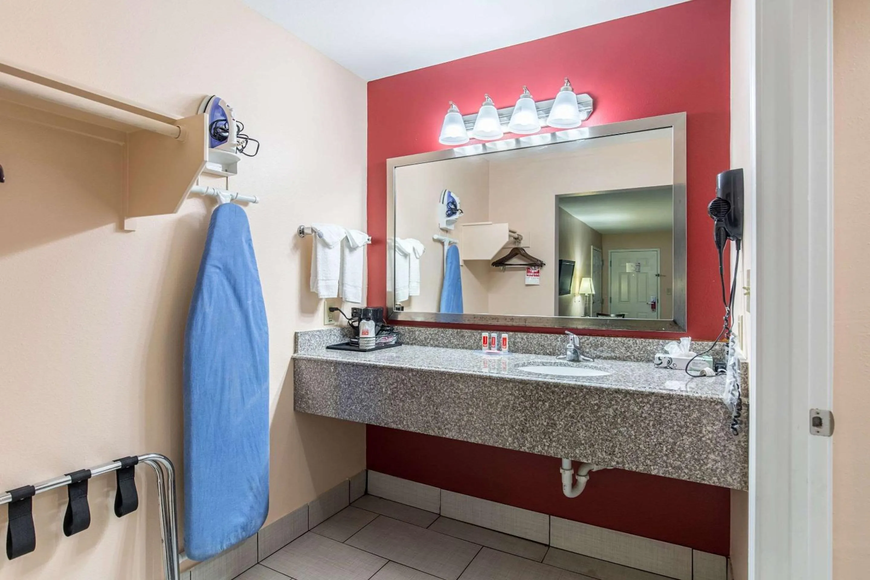 Photo of the whole room in Quality Inn & Suites Bridge City Orange