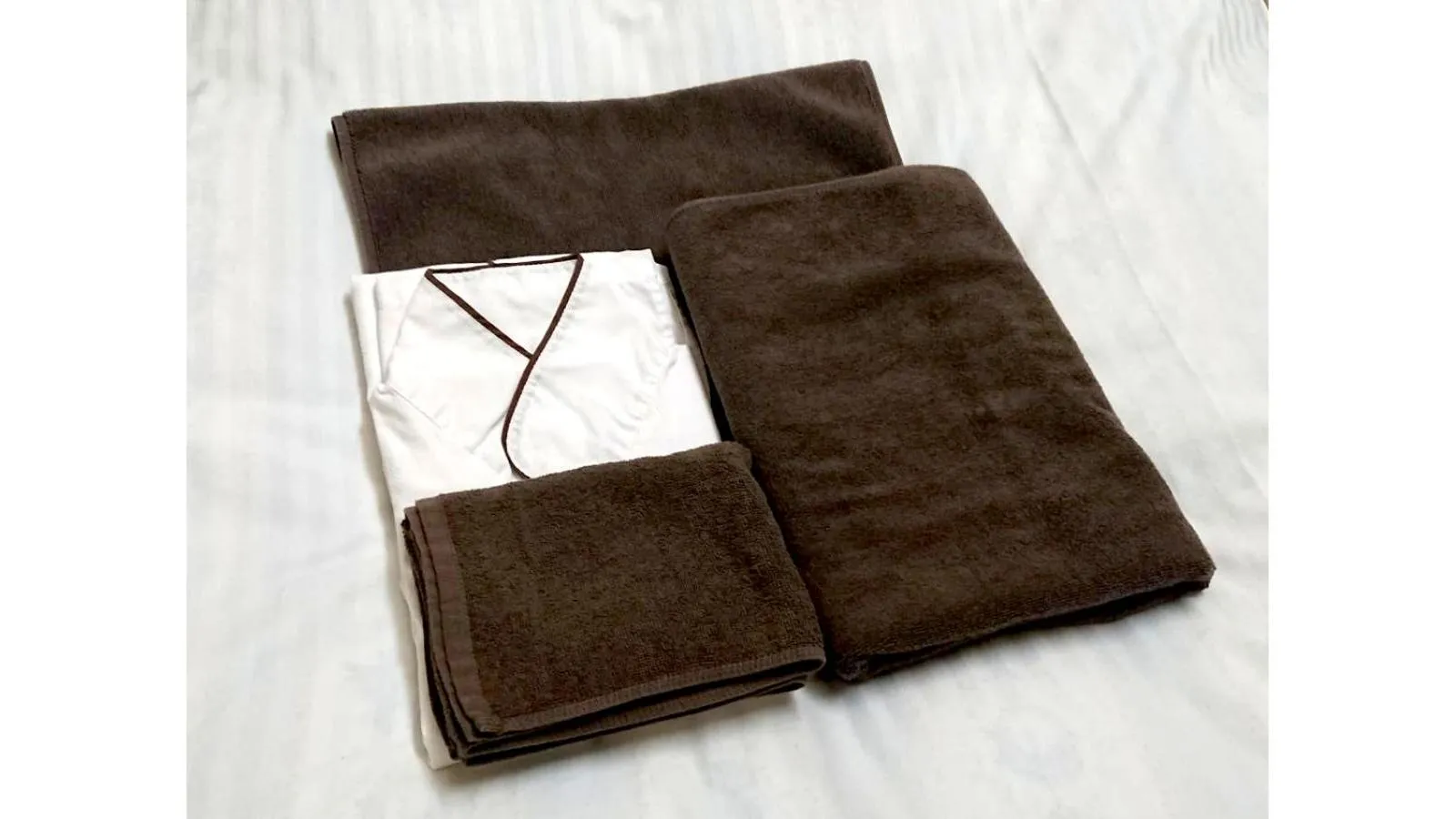 Photo of the whole room in Hotel New Century Sakaide