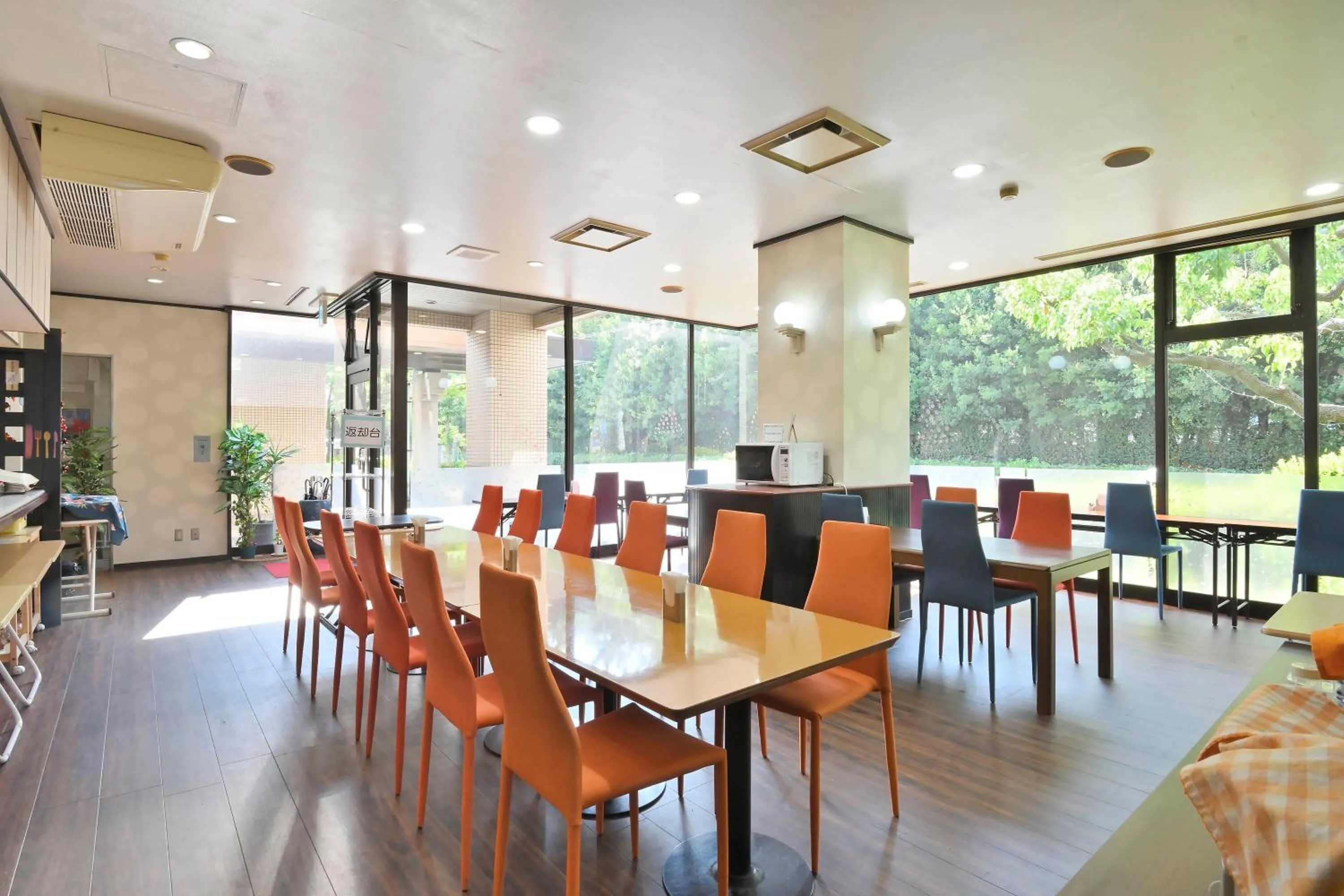 Restaurant/places to eat in Hotel New Century Sakaide