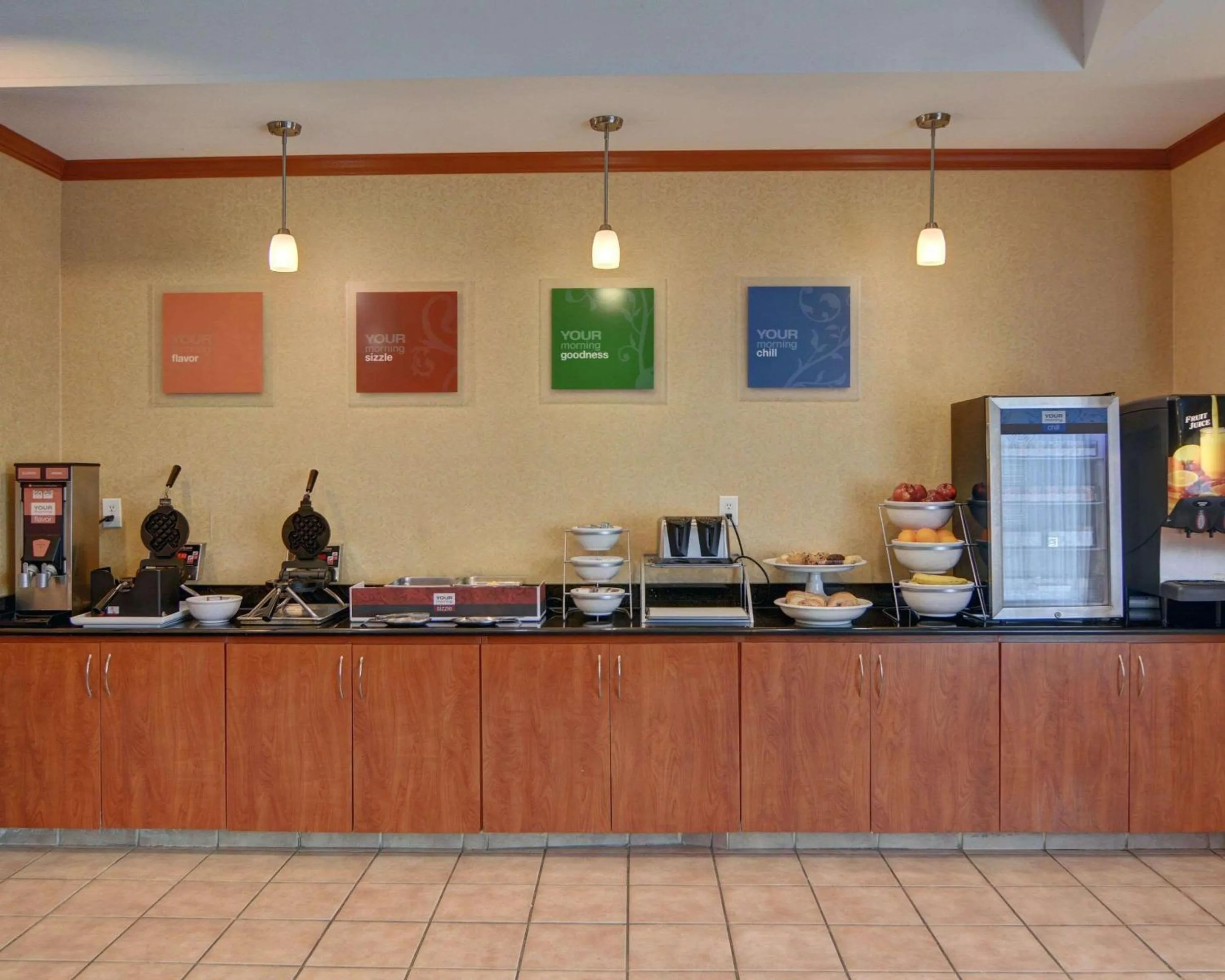 Restaurant/places to eat in Quality Suites Near Cedar Creek Lake