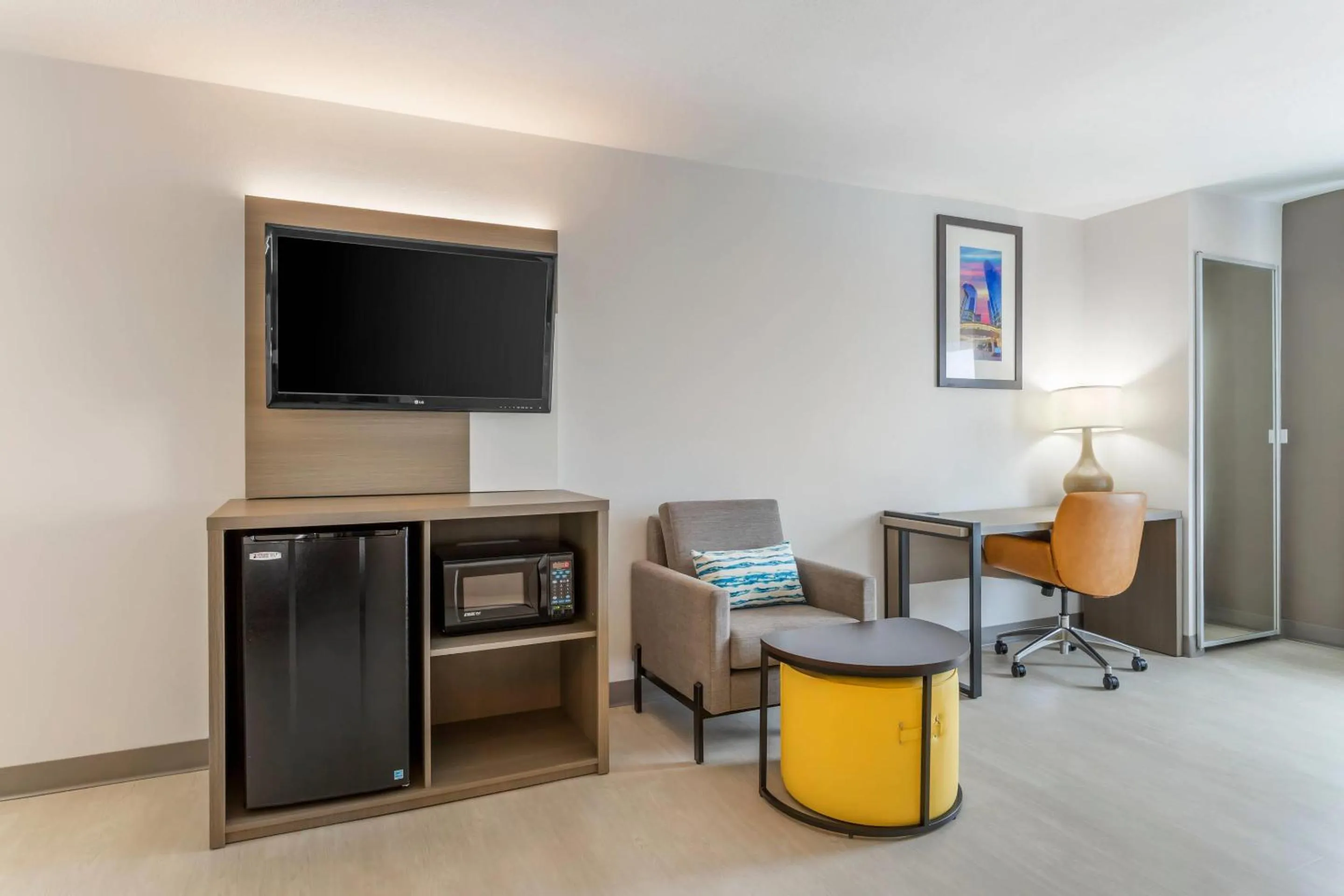 Bedroom in Comfort Inn & Suites Houston FM1960 - Champions