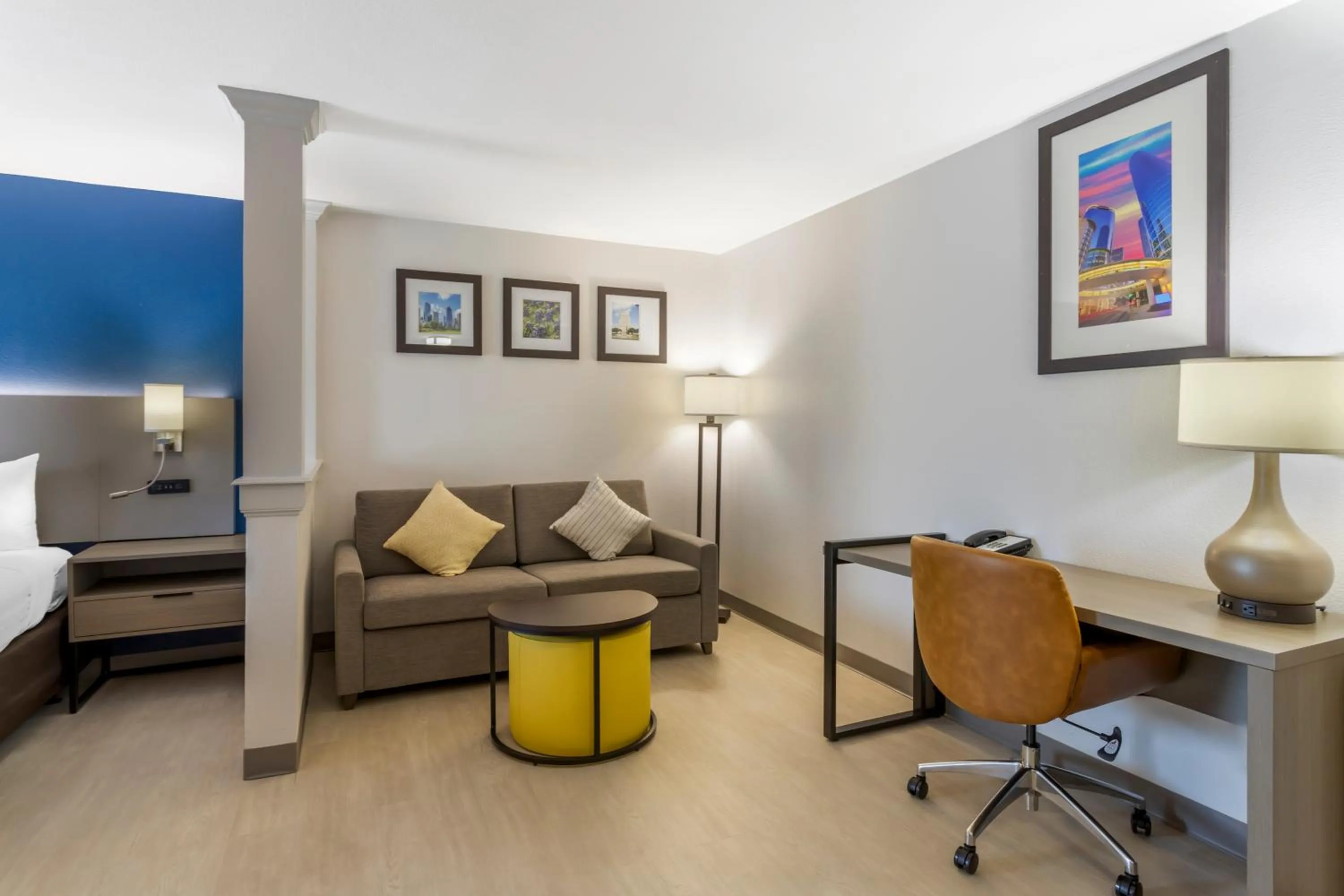 Comfort Inn & Suites Houston FM1960 - Champions