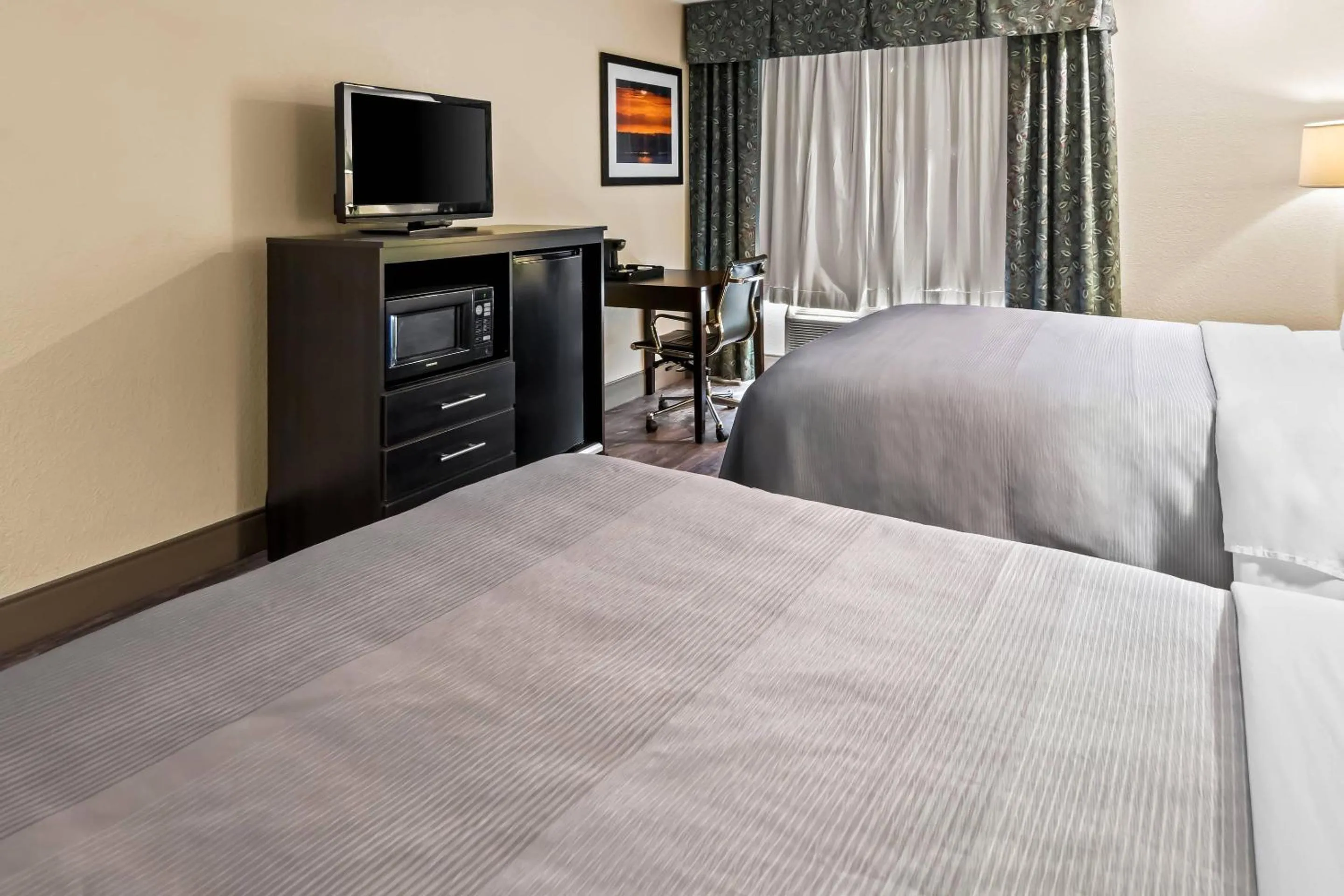 Bedroom, Bed in Quality Inn & Suites - Granbury