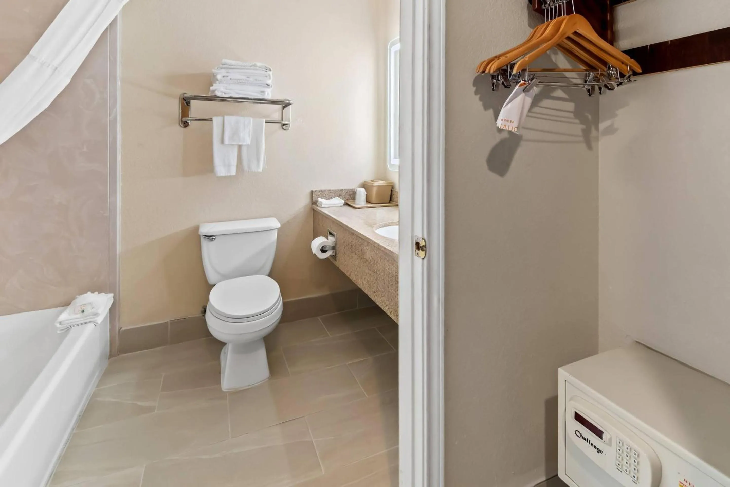 Bedroom in Quality Inn & Suites - Granbury