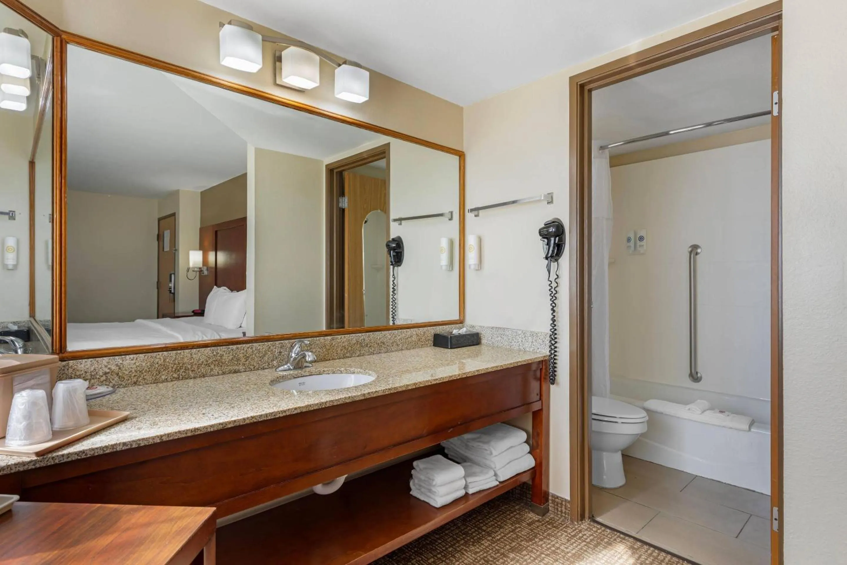 Bedroom in Comfort Inn Wichita Falls North