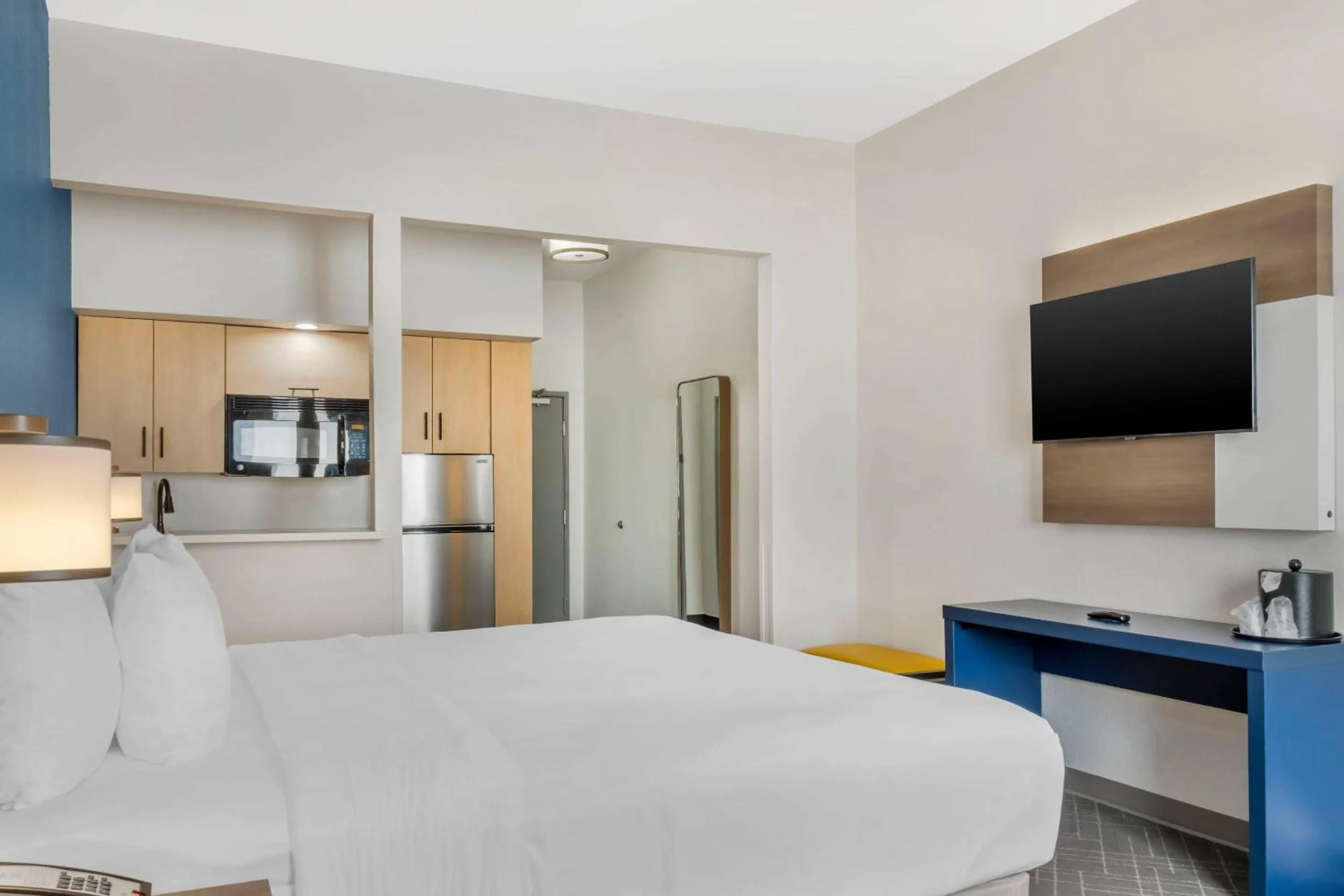 Bedroom, Bed in Comfort Inn & Suites El Paso I-10 Airport Area