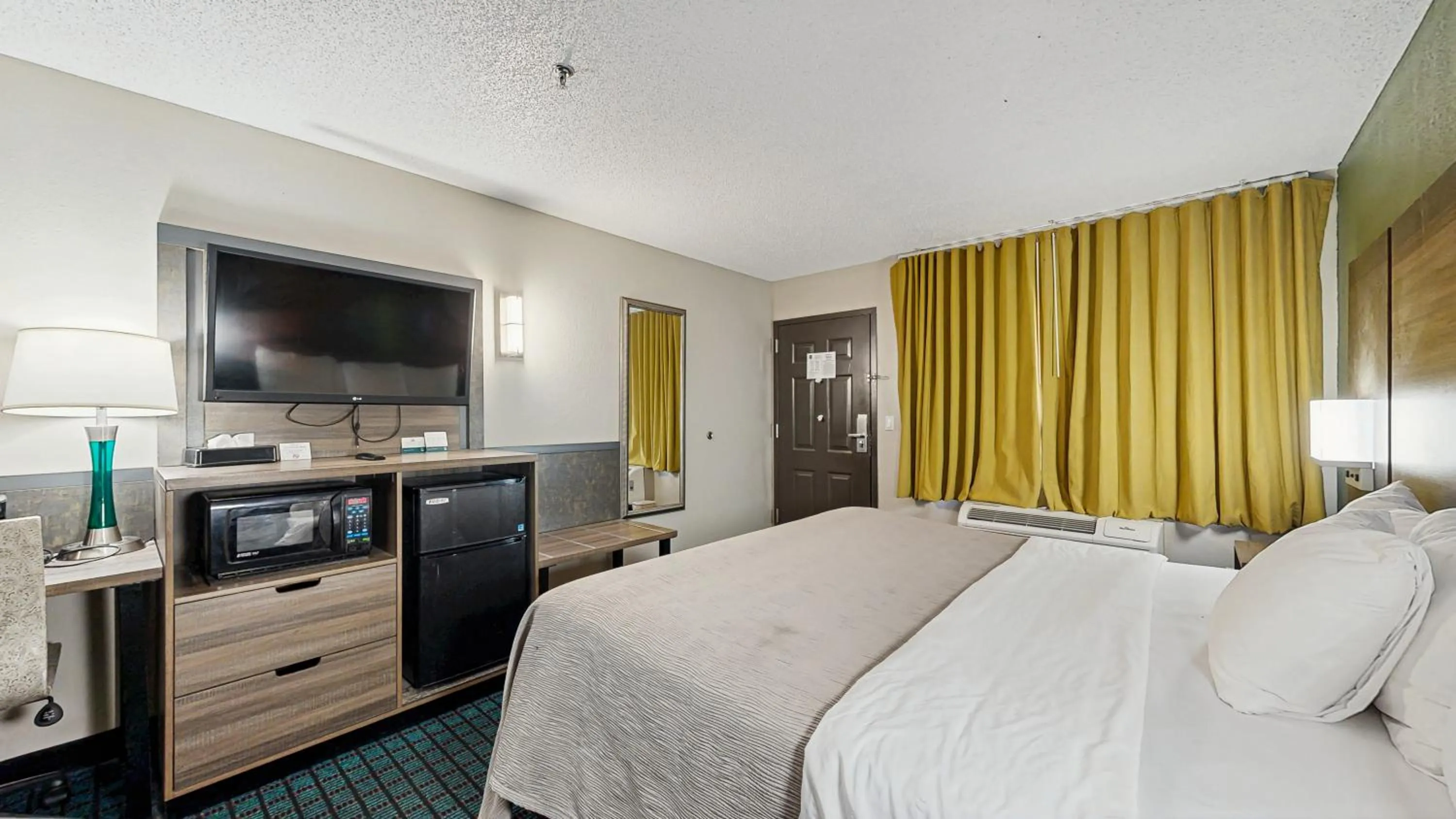 Bed in Quality Inn Van Horn