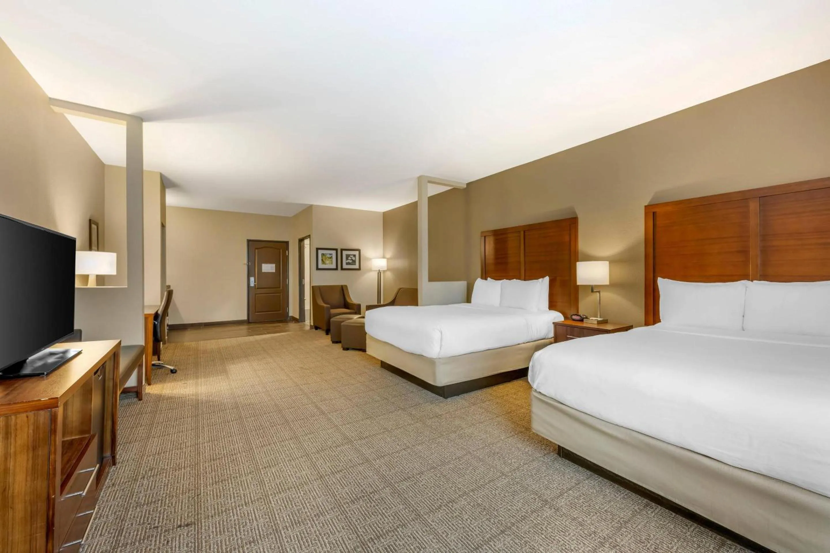 Bed in Comfort Inn I-20 Midland Stanton