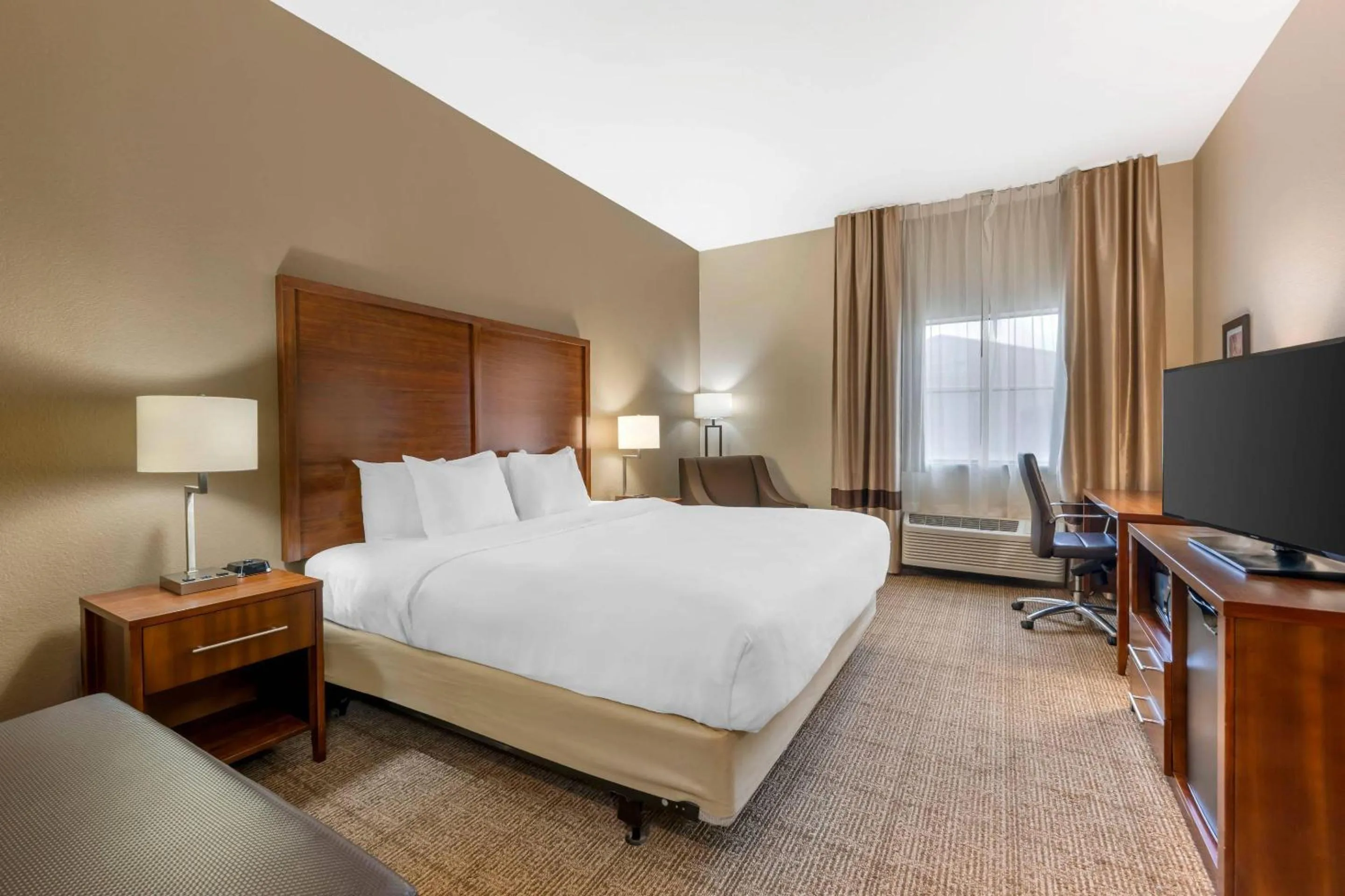 Bedroom in Comfort Inn I-20 Midland Stanton