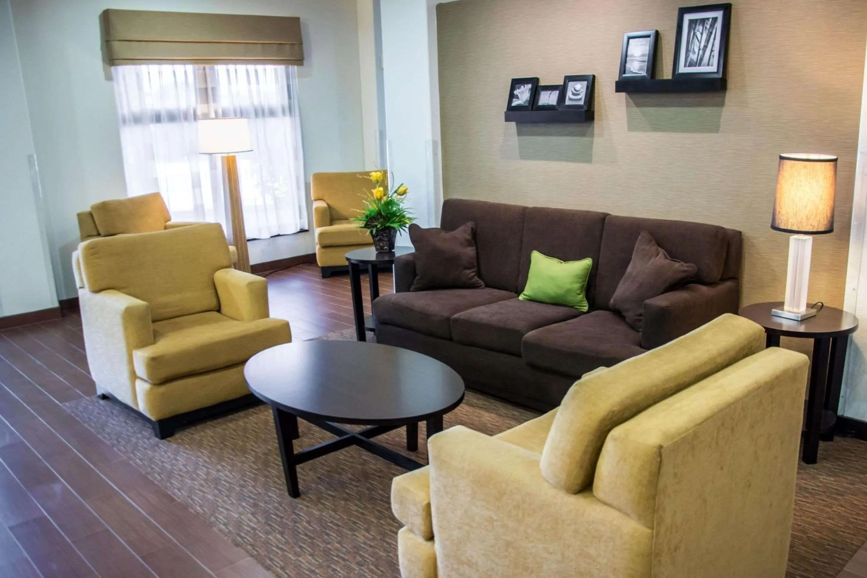 Lobby or reception in Sleep Inn & Suites Center