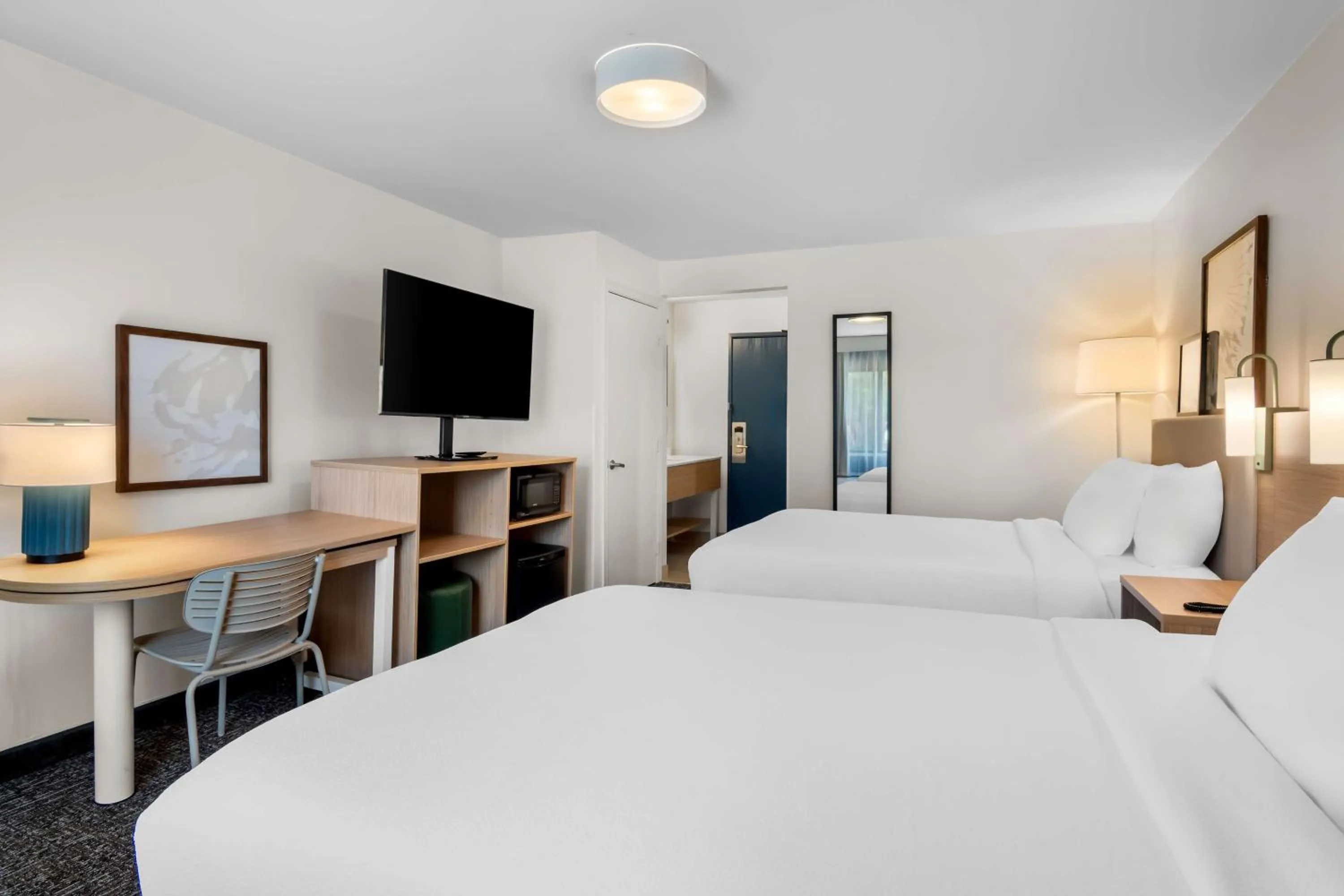 Bedroom, Bed in Spark By Hilton Grapevine DFW North