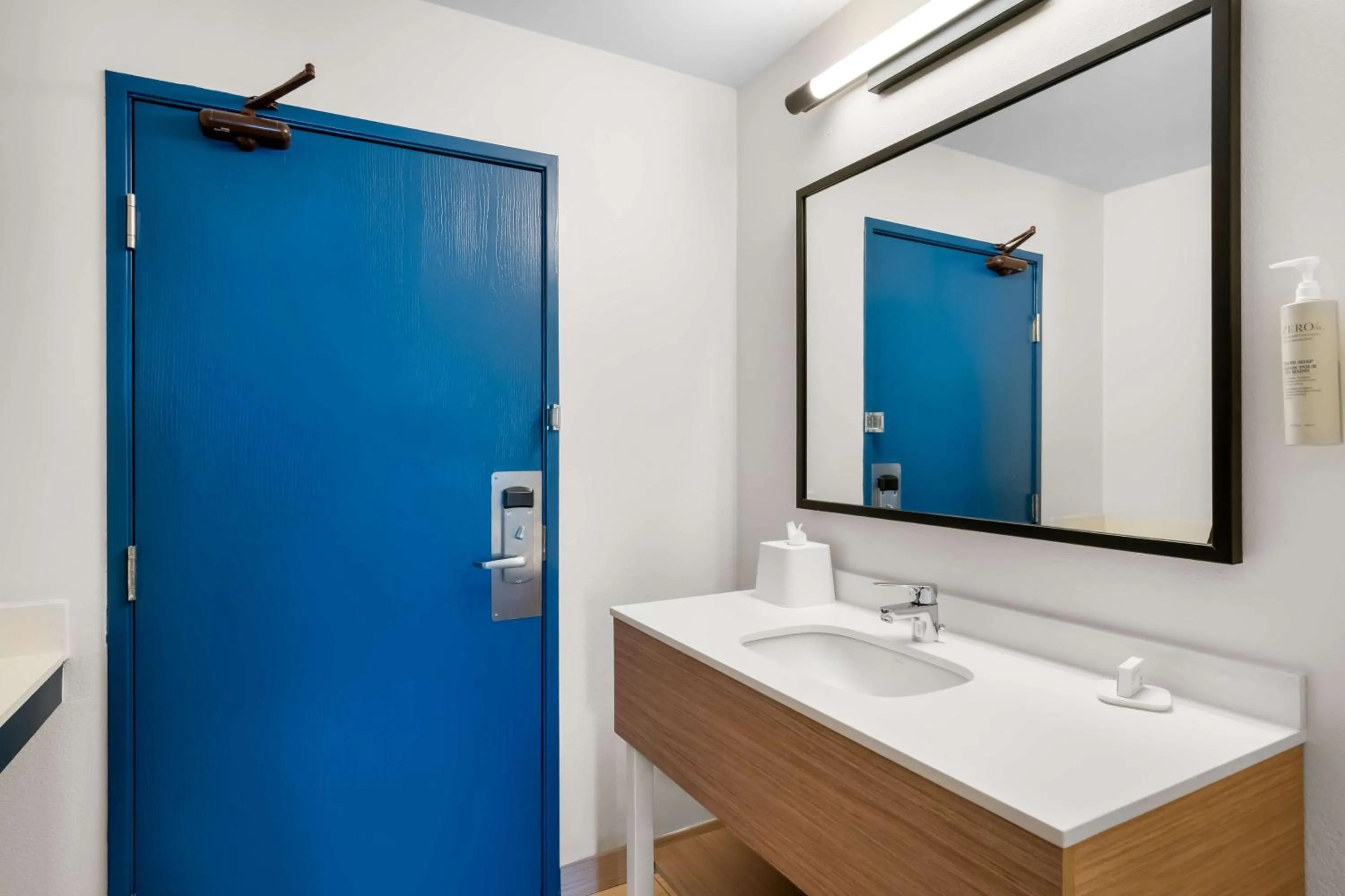 Bathroom in Spark By Hilton Grapevine DFW North