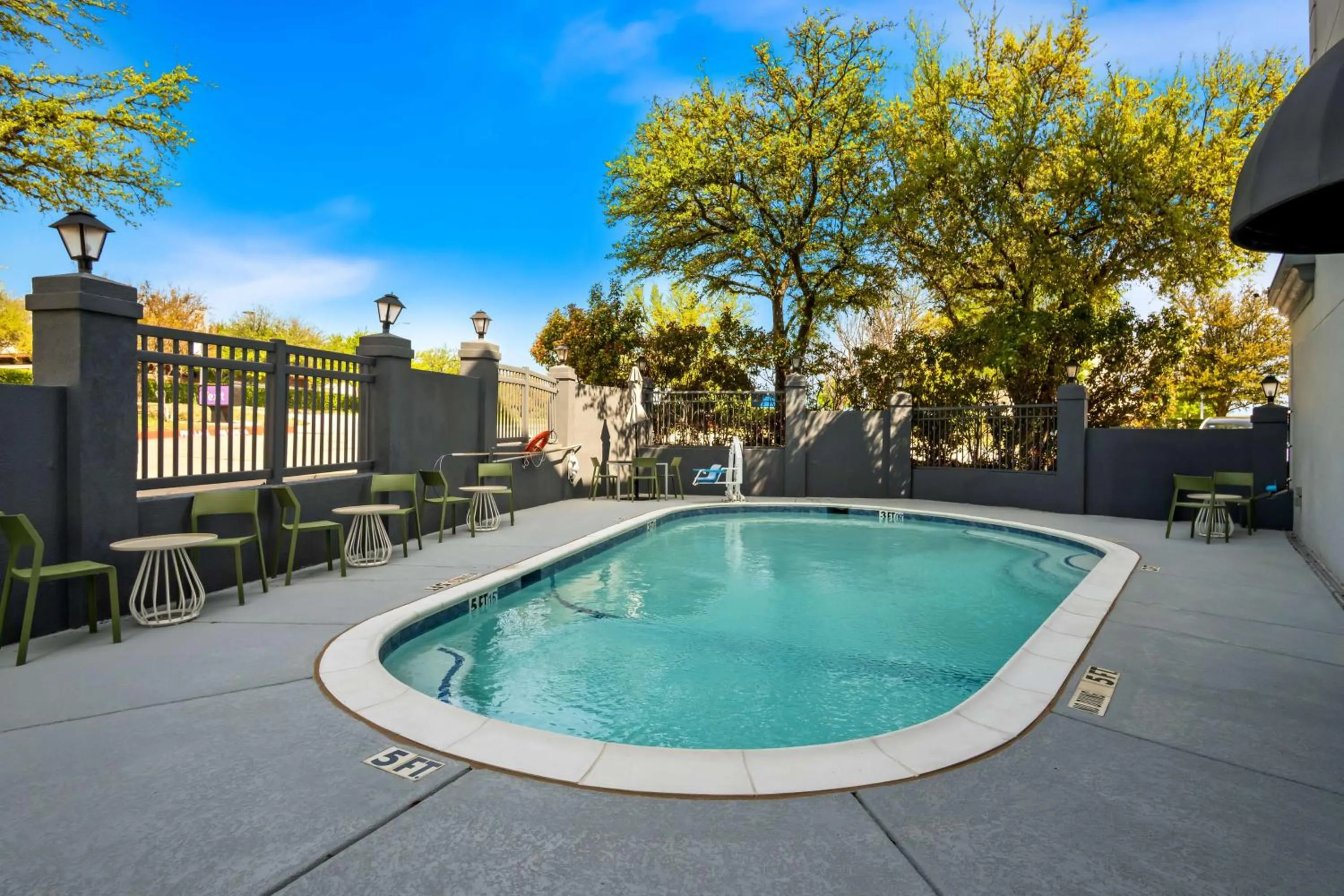 Pool view in Spark By Hilton Grapevine DFW North