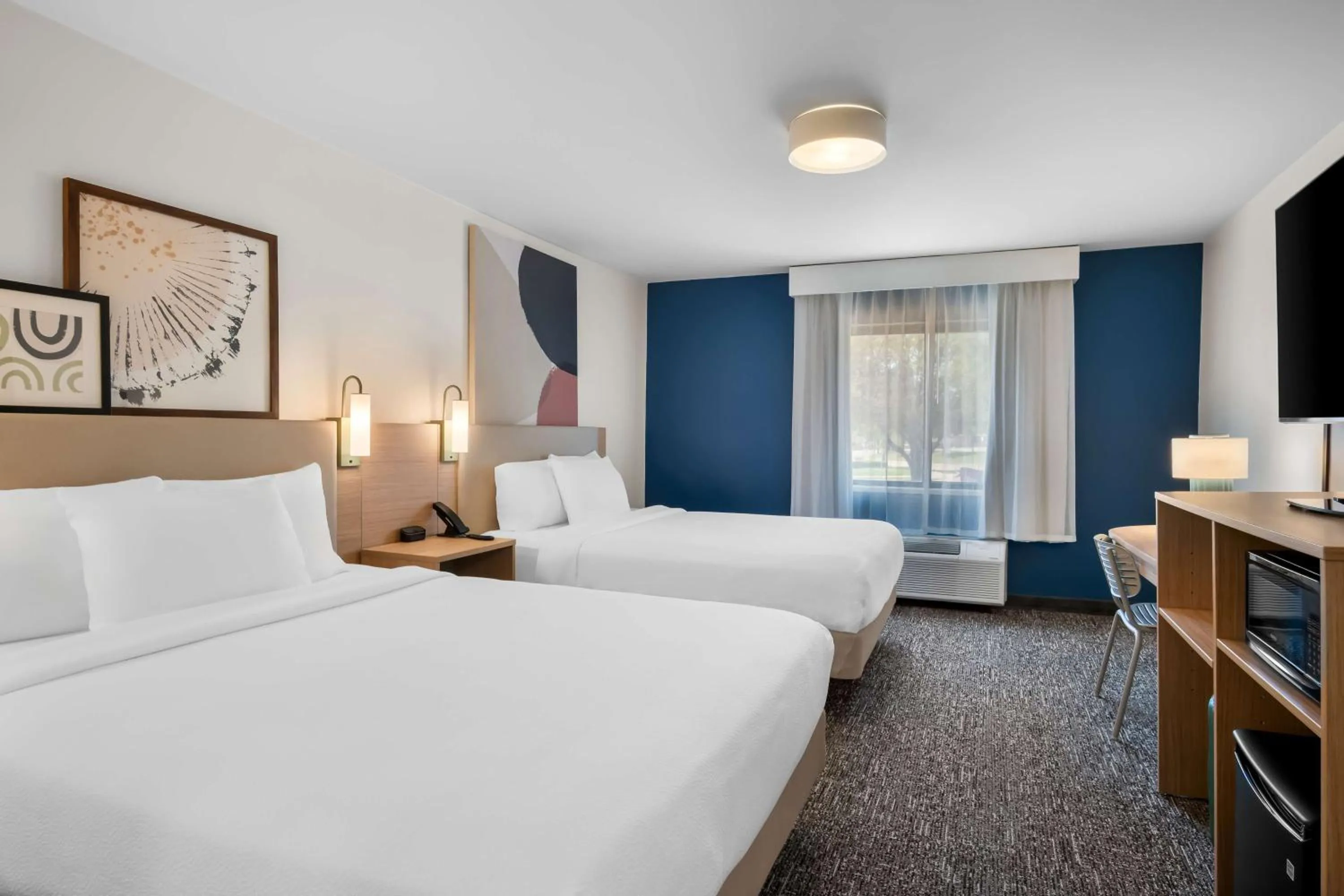 Bed in Spark By Hilton Grapevine DFW North