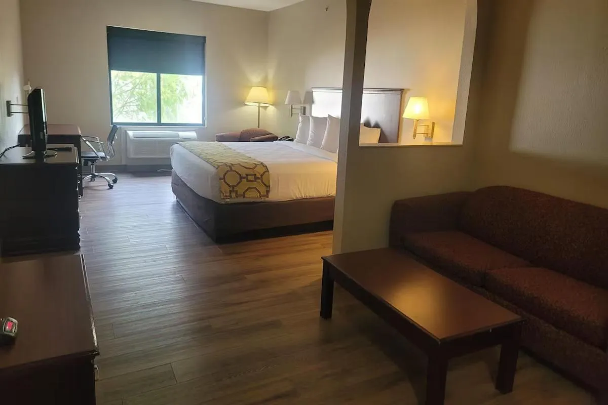 Bed in Baymont by Wyndham Houston Brookhollow