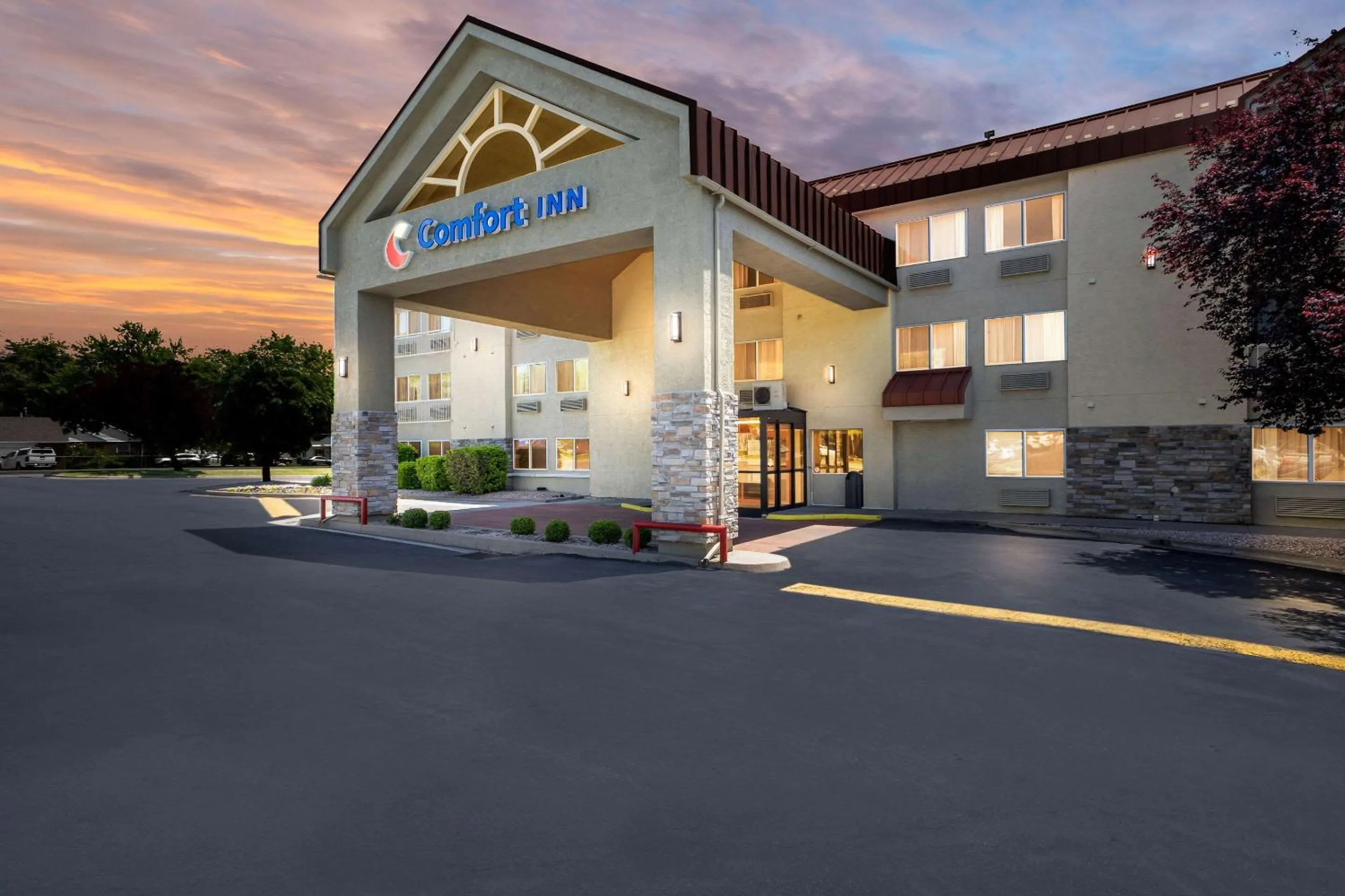 Property building in Comfort Inn Layton - Salt Lake City