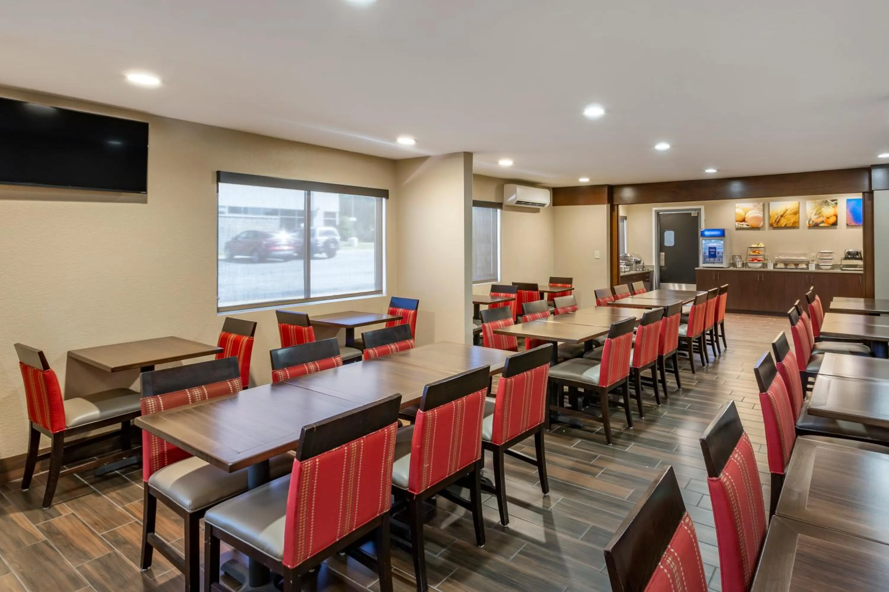 Breakfast in Comfort Inn Layton - Salt Lake City