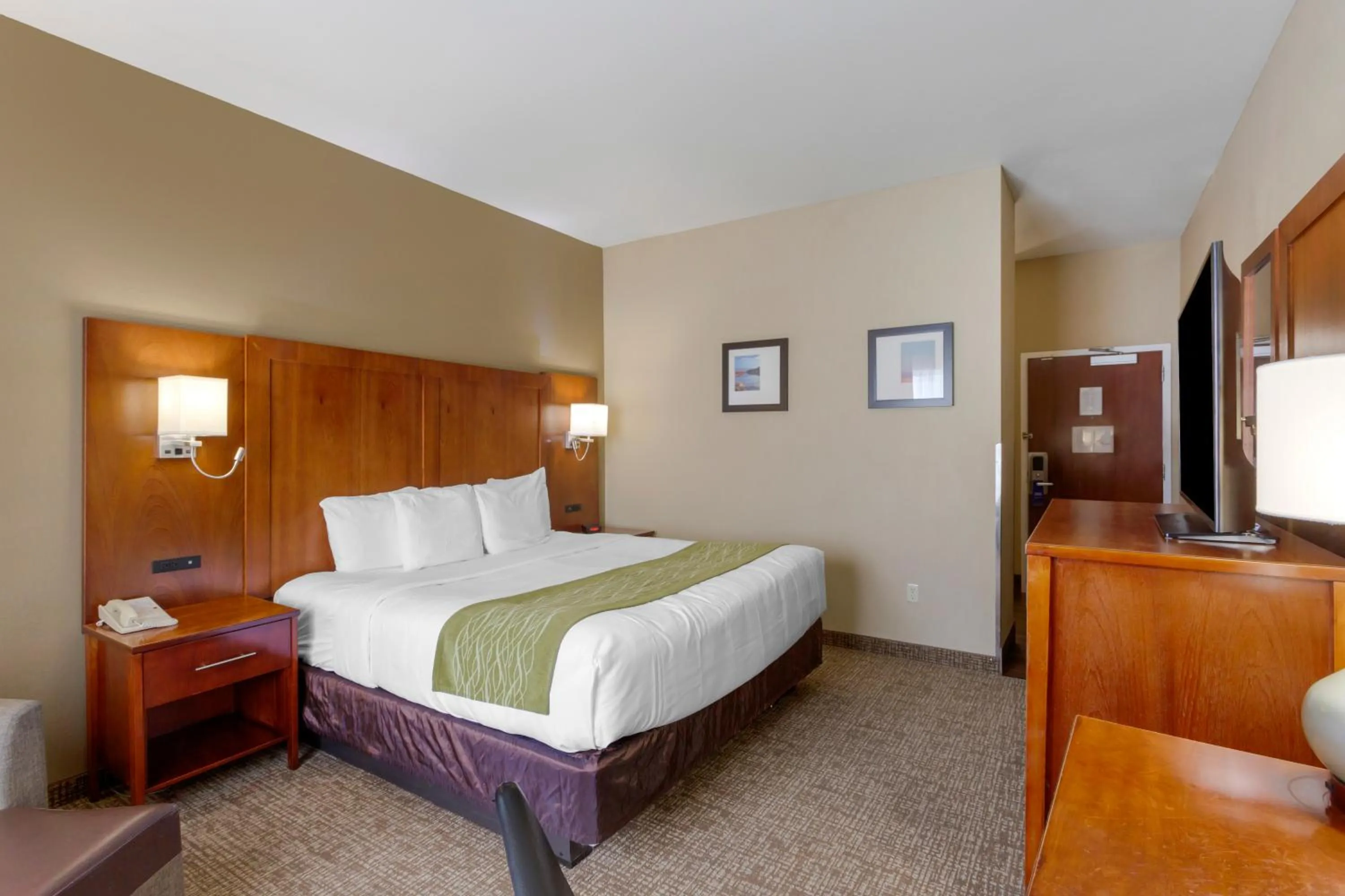 Bedroom, Bed in Comfort Inn & Suites Woods Cross - Salt Lake City North