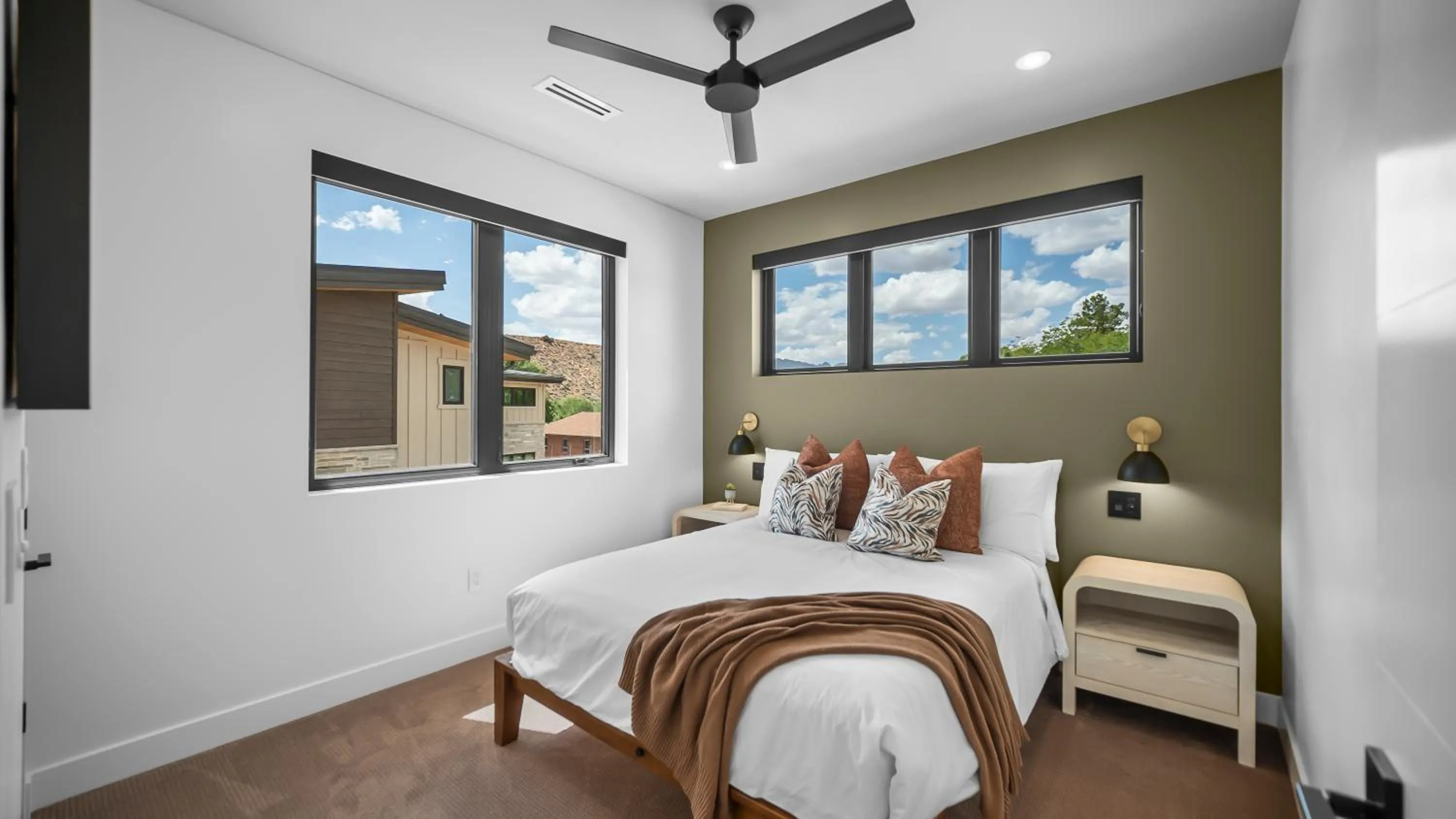 Bed in Montclair at Zion