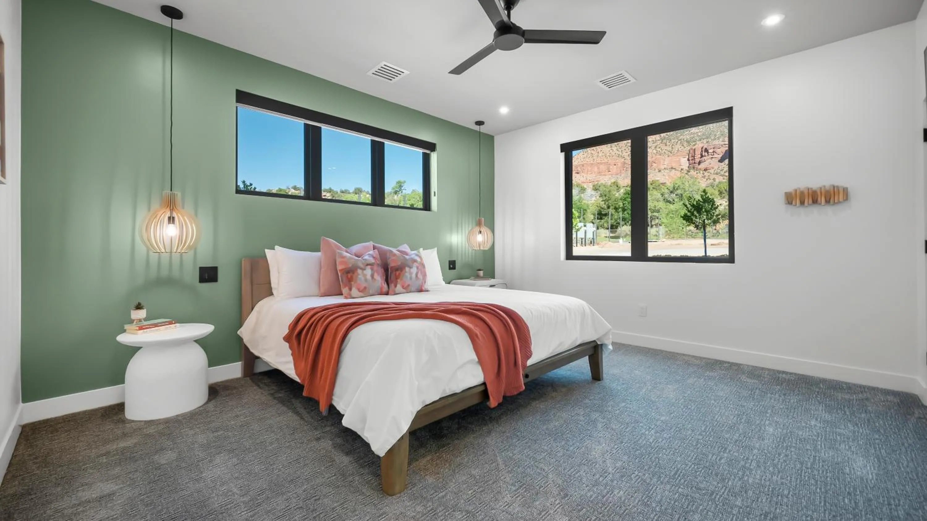 Bed in Montclair at Zion