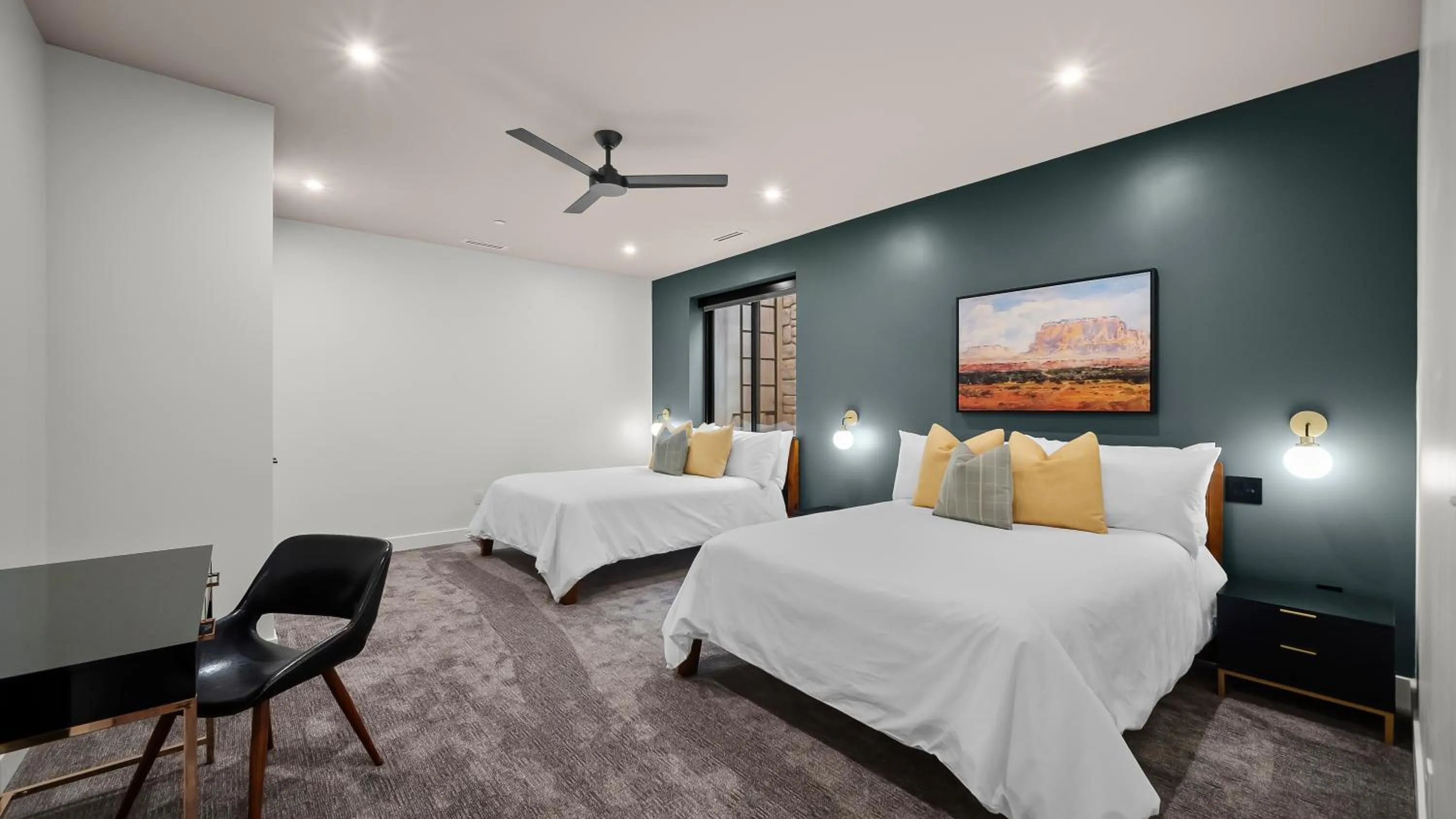 Bed in Montclair at Zion