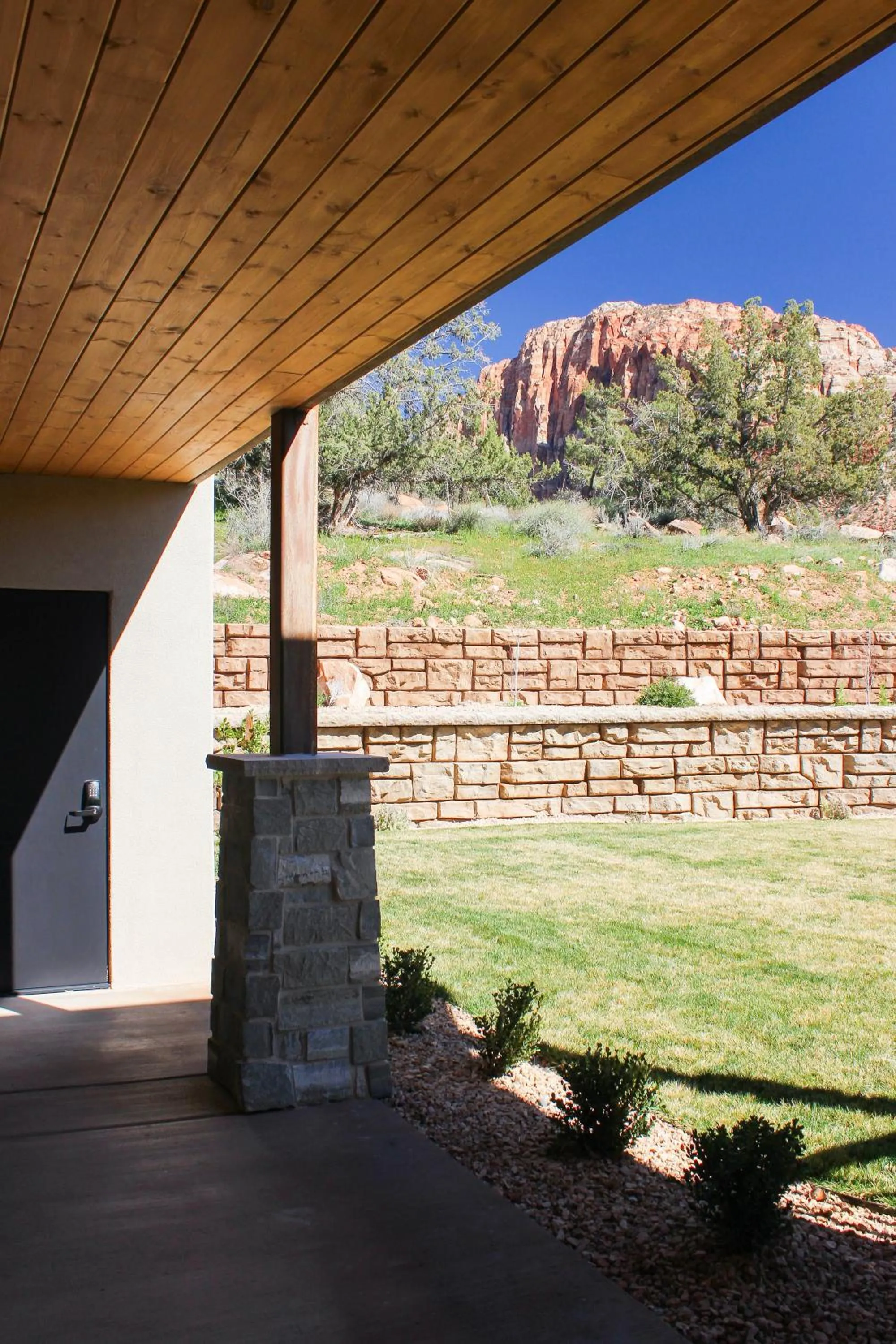 Patio in Montclair at Zion