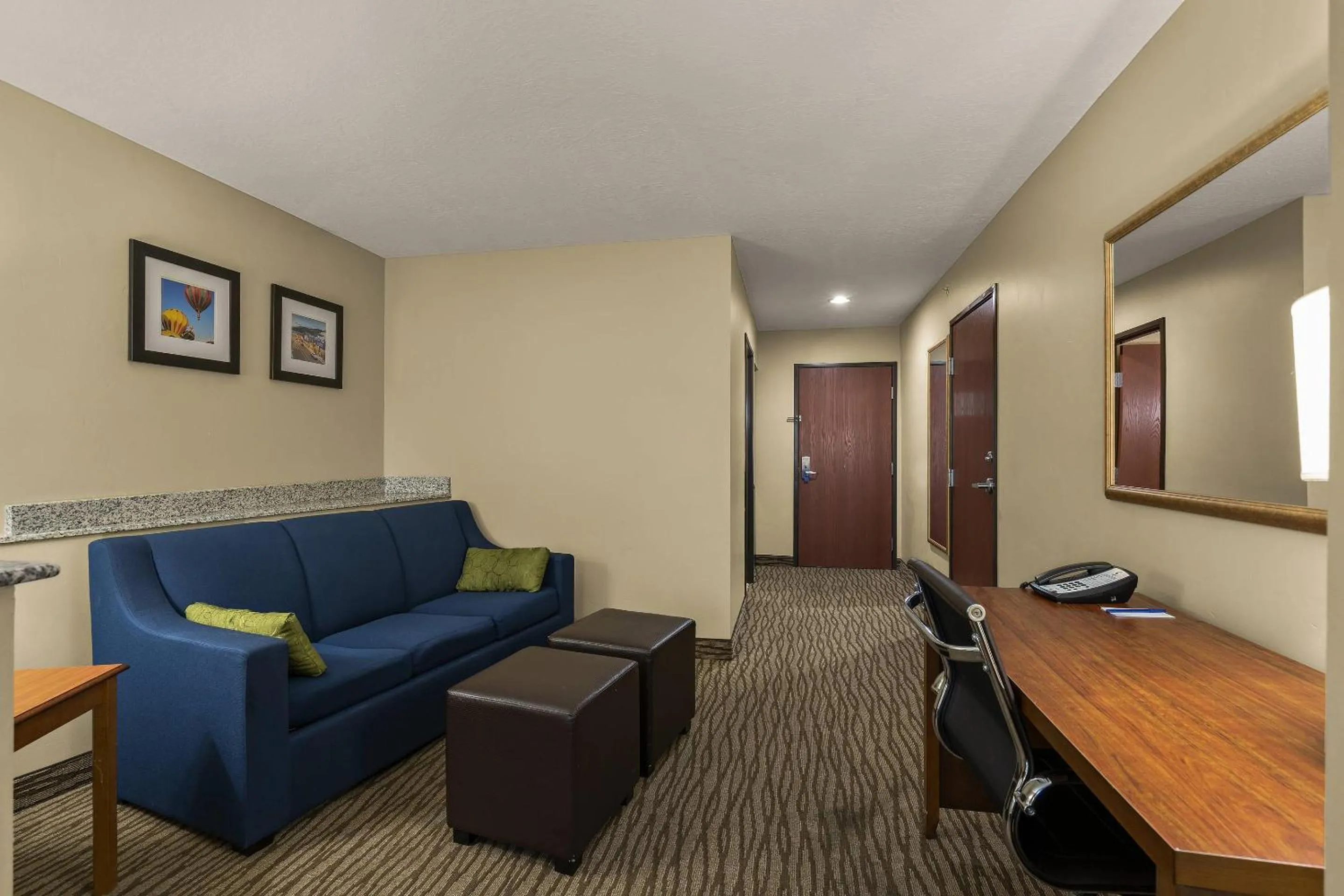 Bedroom in Comfort Inn Ogden near Event Center