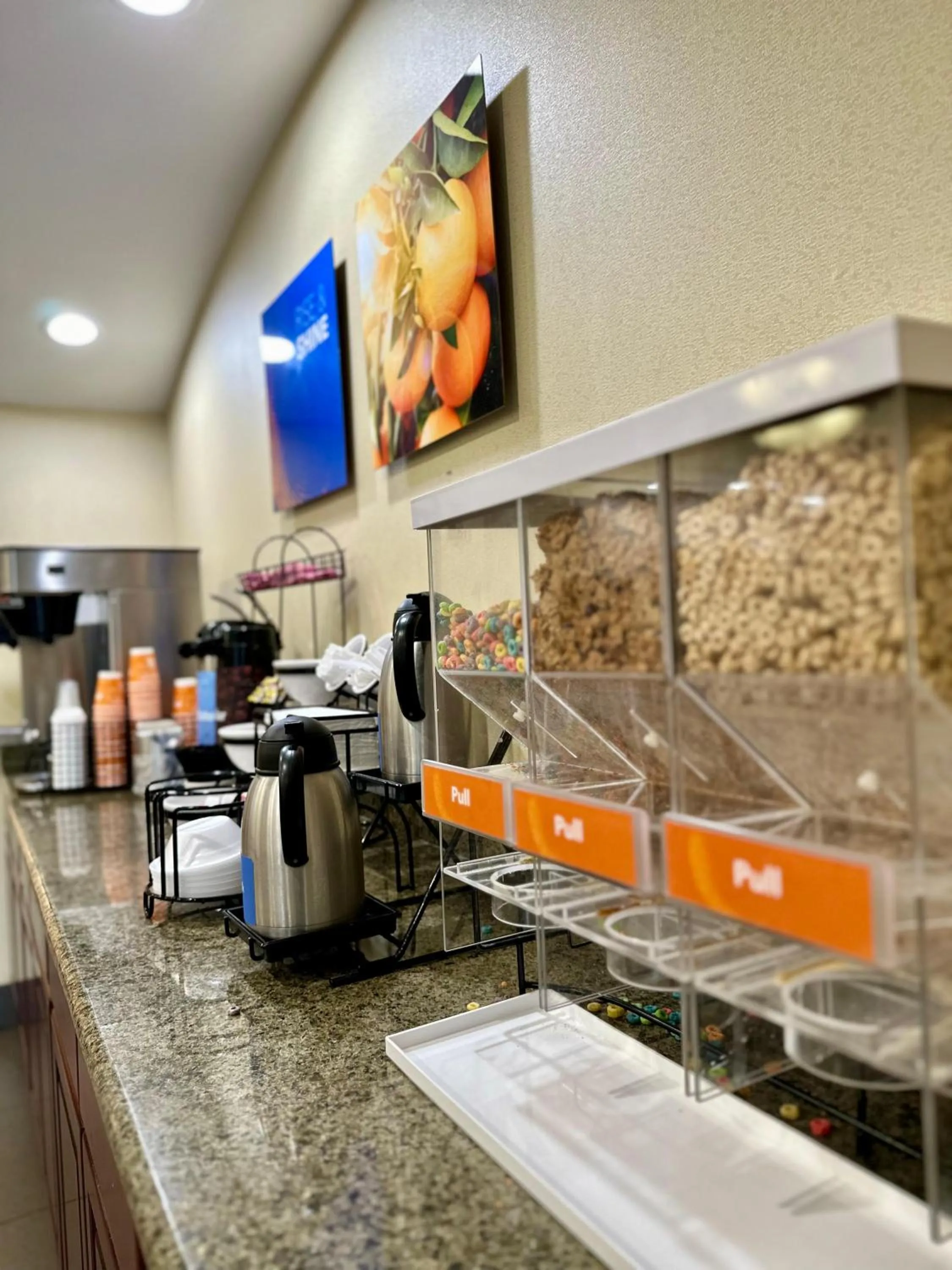 Buffet breakfast in Comfort Inn Ogden near Event Center