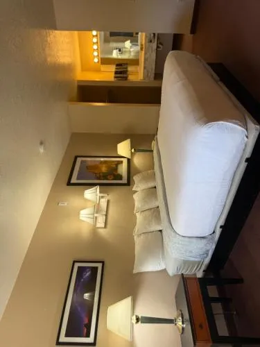 Cathedral Valley Inn