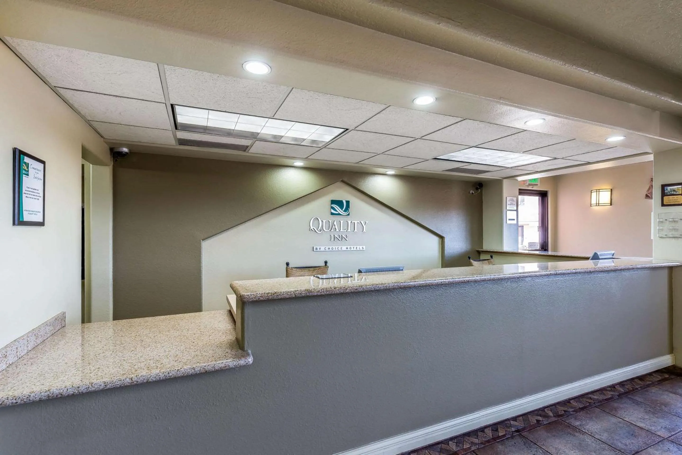 Lobby or reception in Quality Inn Washington - St George North