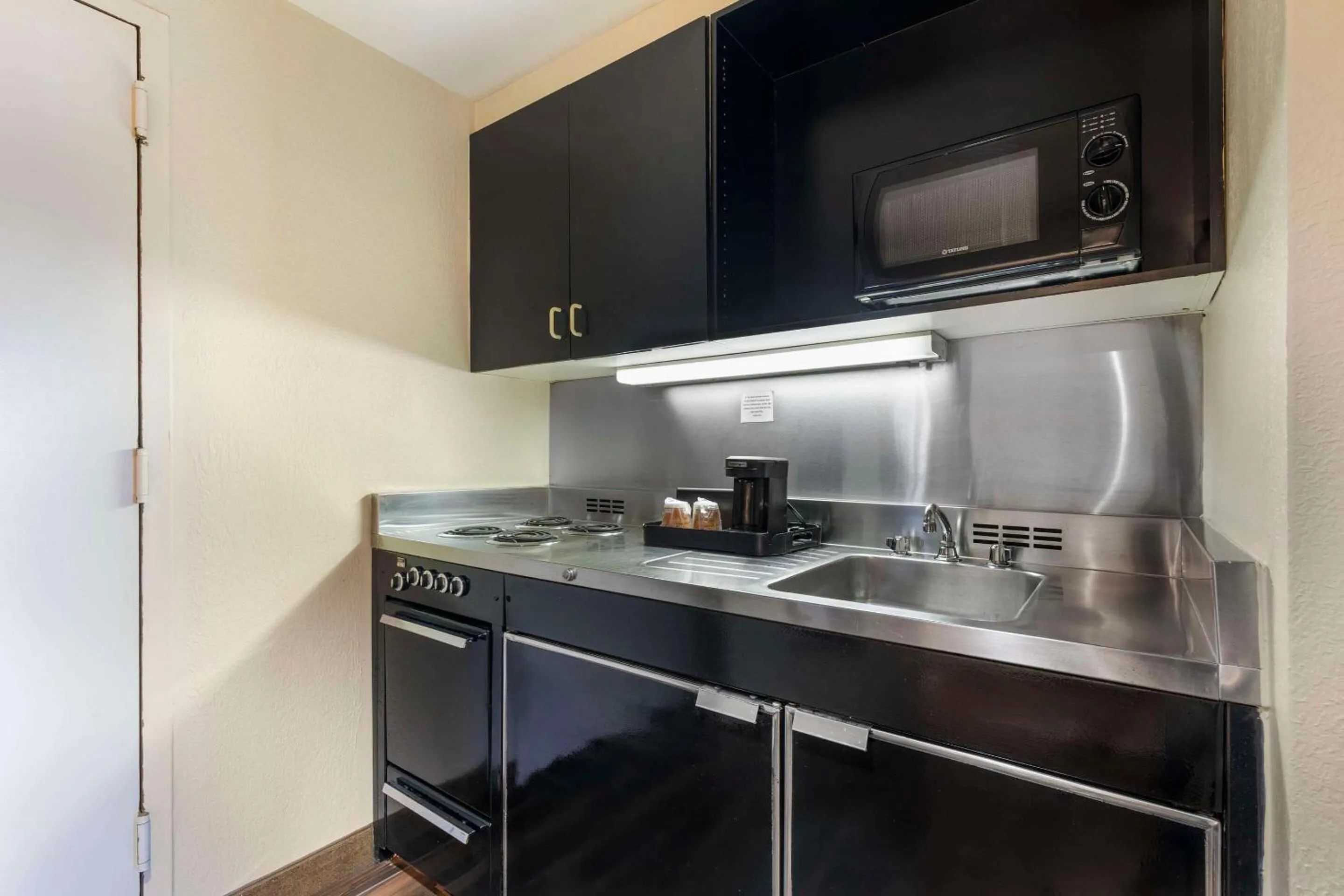 Bedroom in Comfort Inn University Center