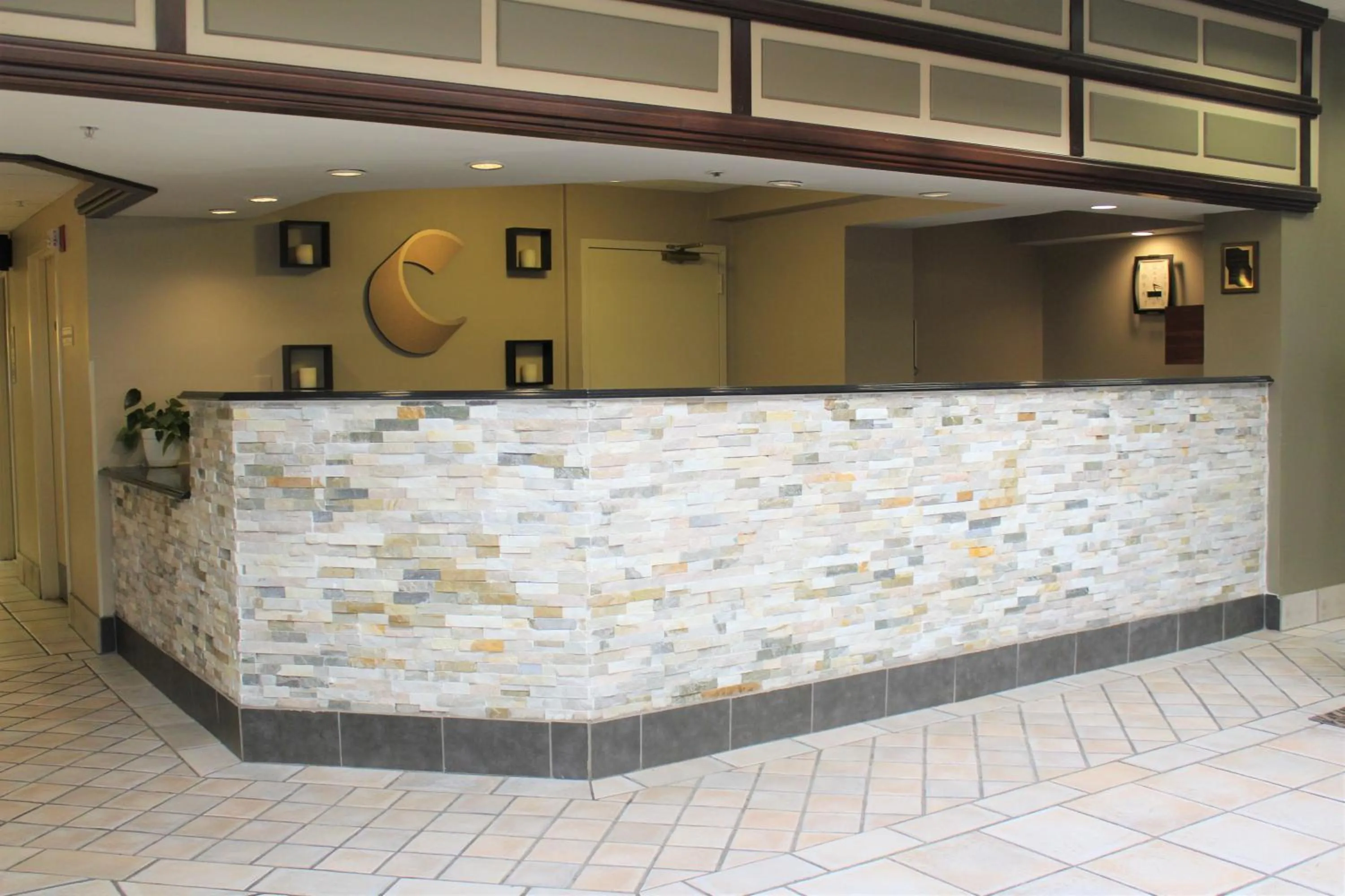 Lobby or reception in Comfort Inn University Center