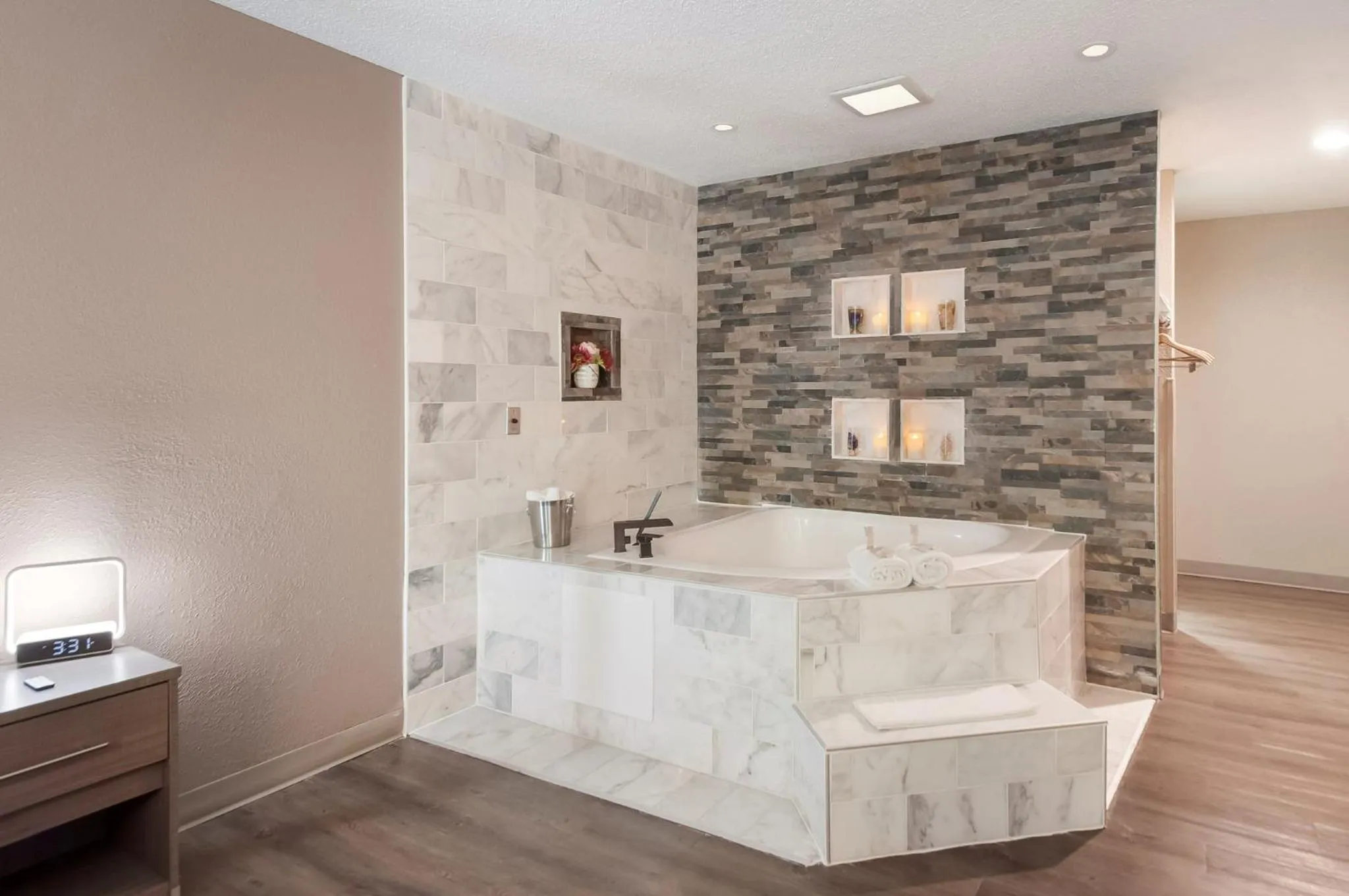 Photo of the whole room in Red Roof Inn Dahlgren - Naval Base