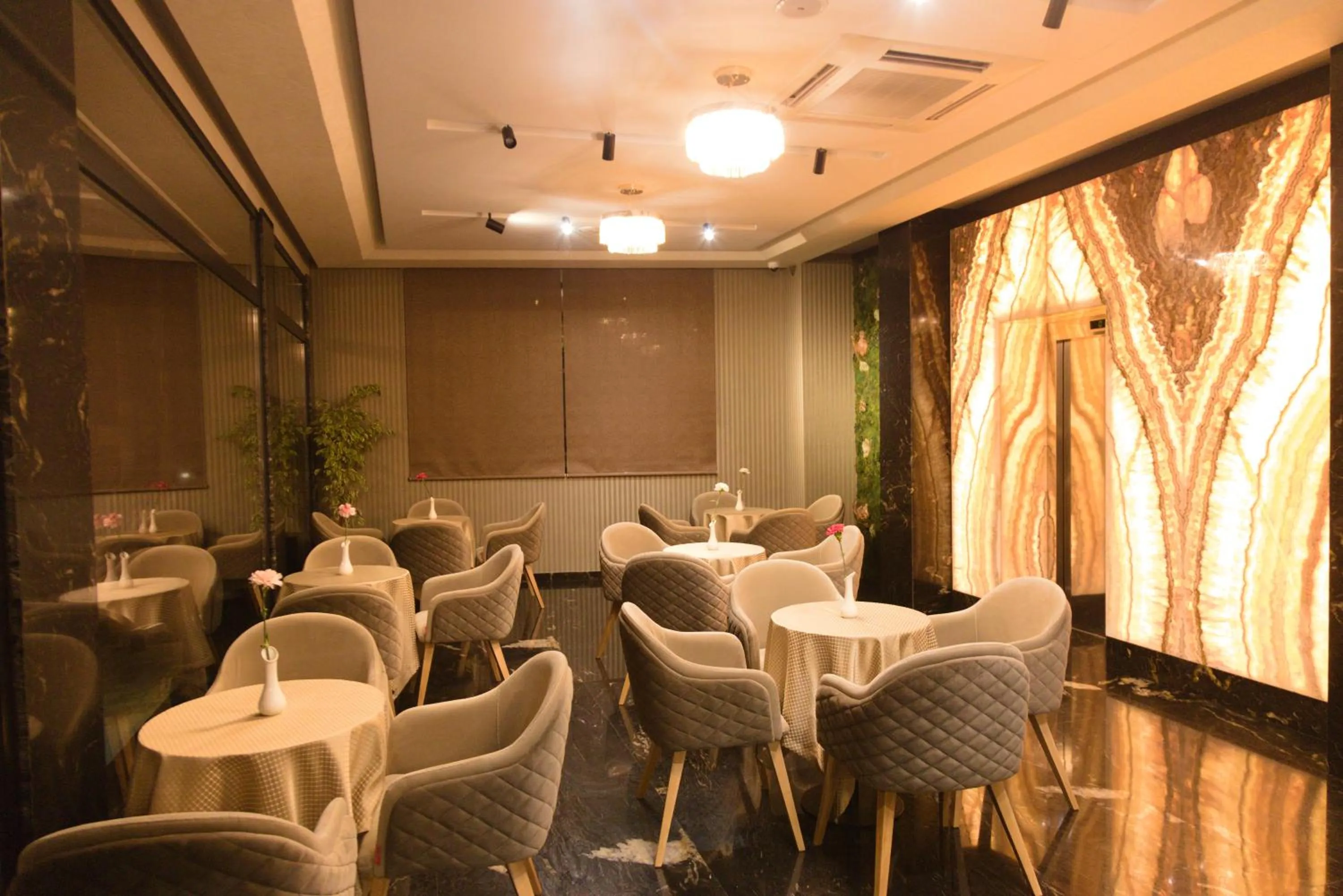 Emerald Boutique Hotel