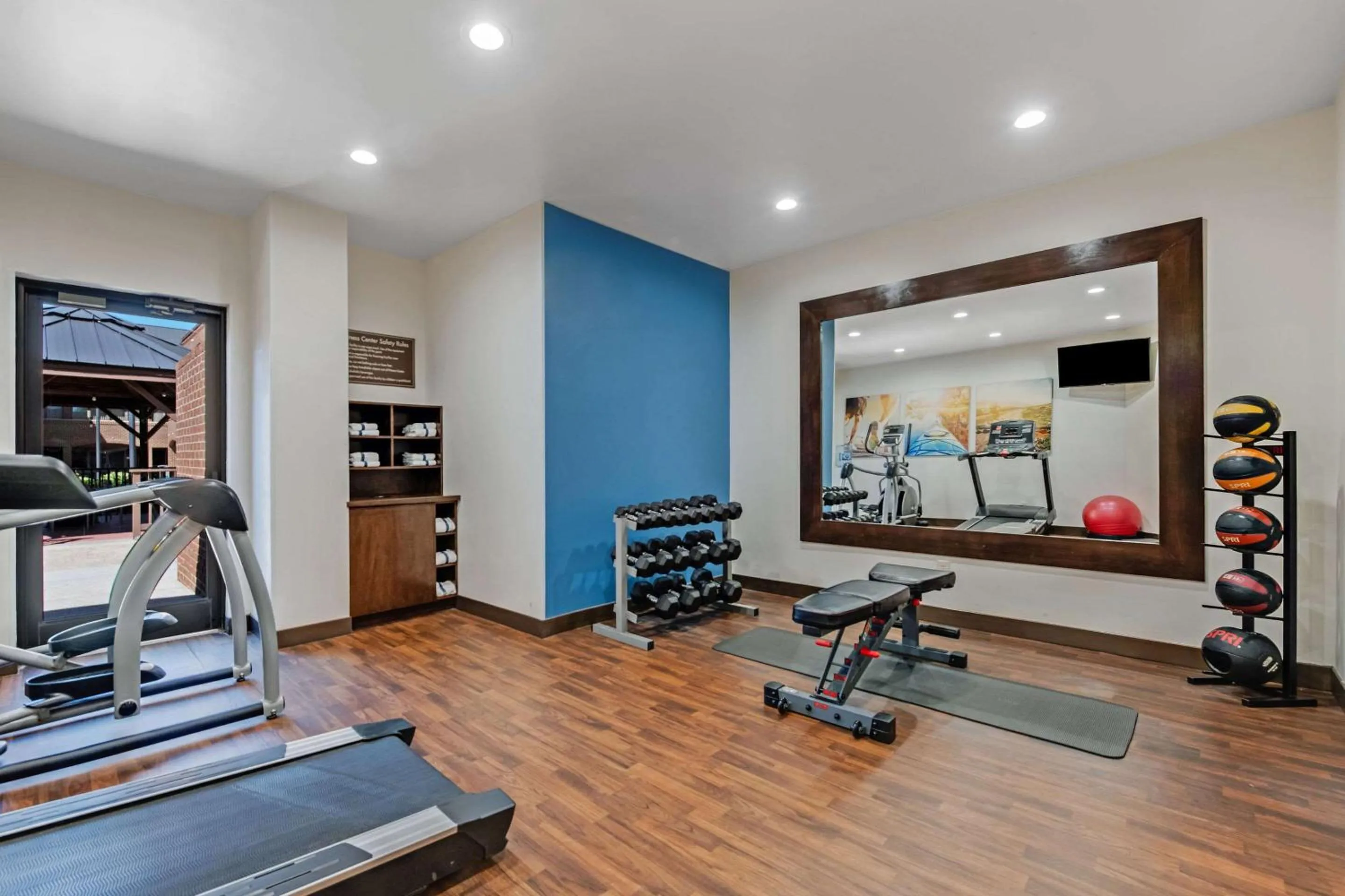 Fitness centre/facilities in Comfort Suites Chesapeake - Norfolk