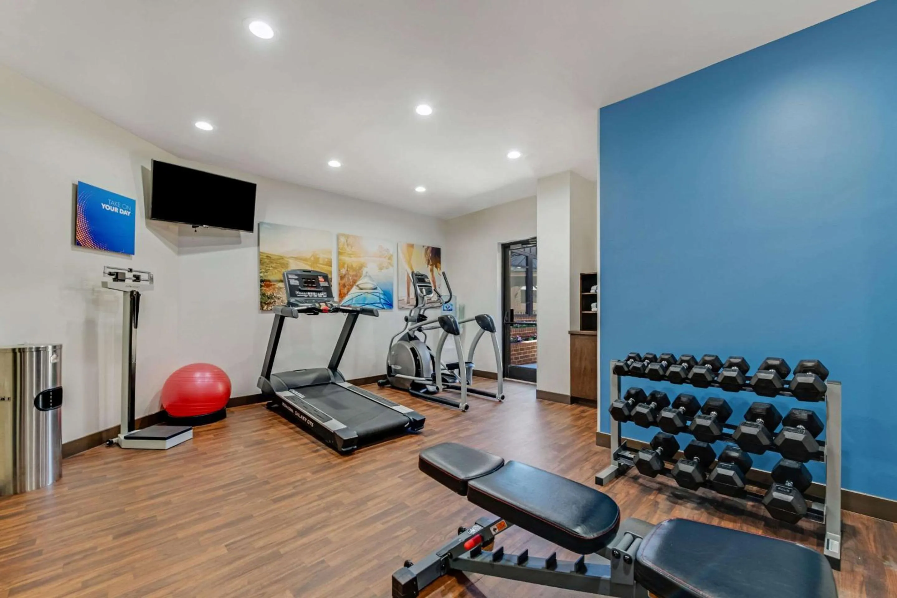Fitness centre/facilities in Comfort Suites Chesapeake - Norfolk
