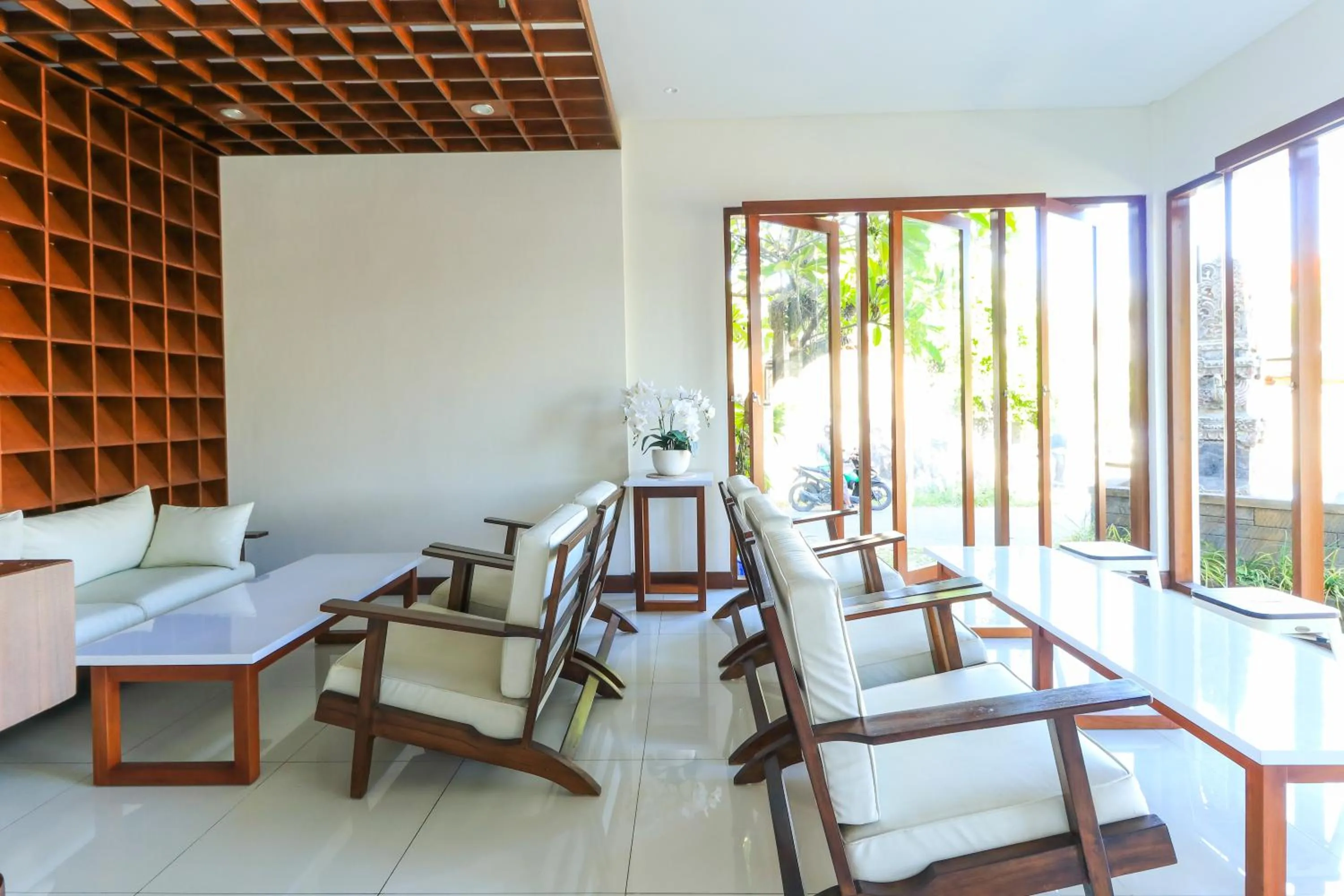 Property building in Kak Garden Inn